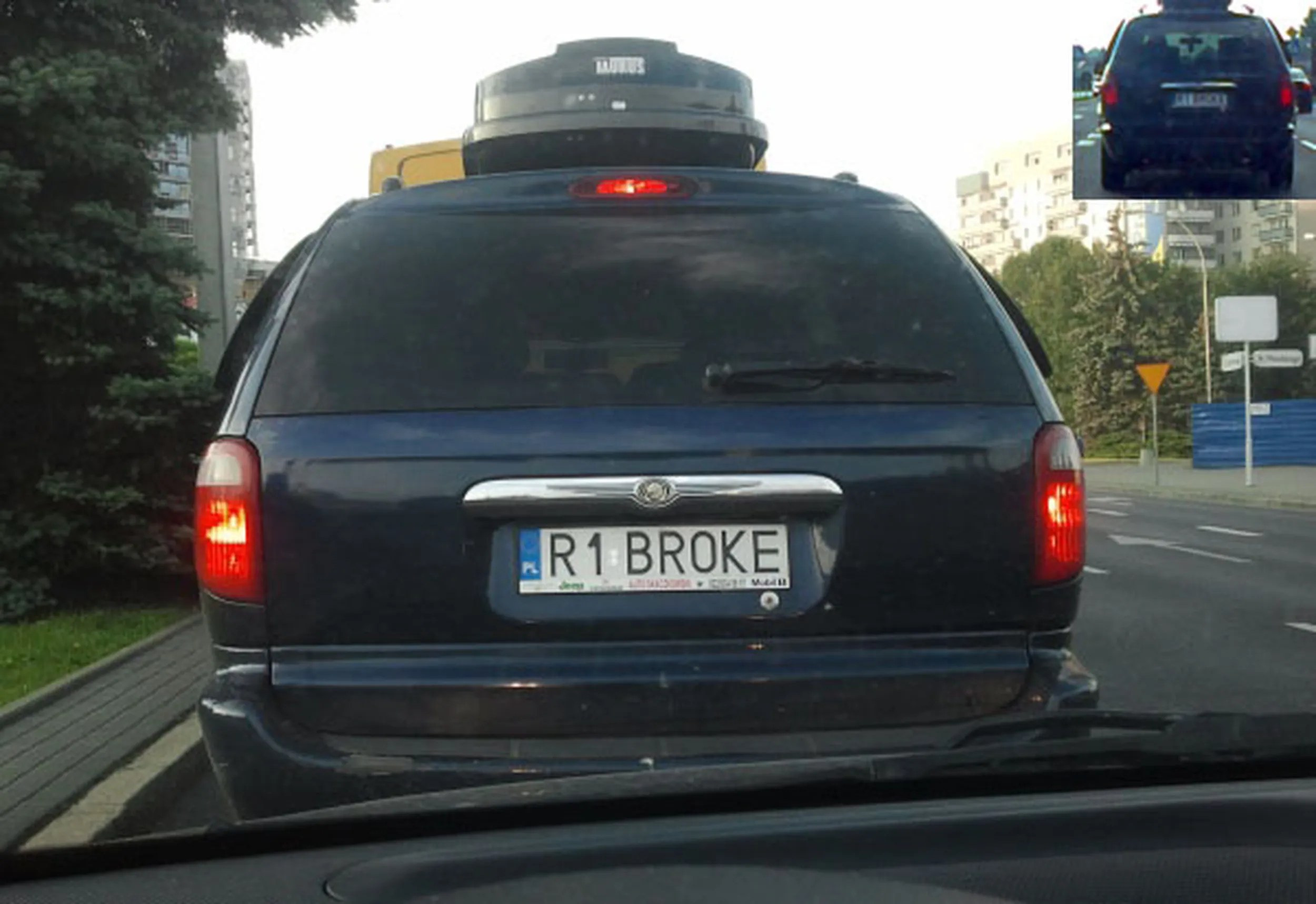 Fajny numer, blacha R1 BROKE