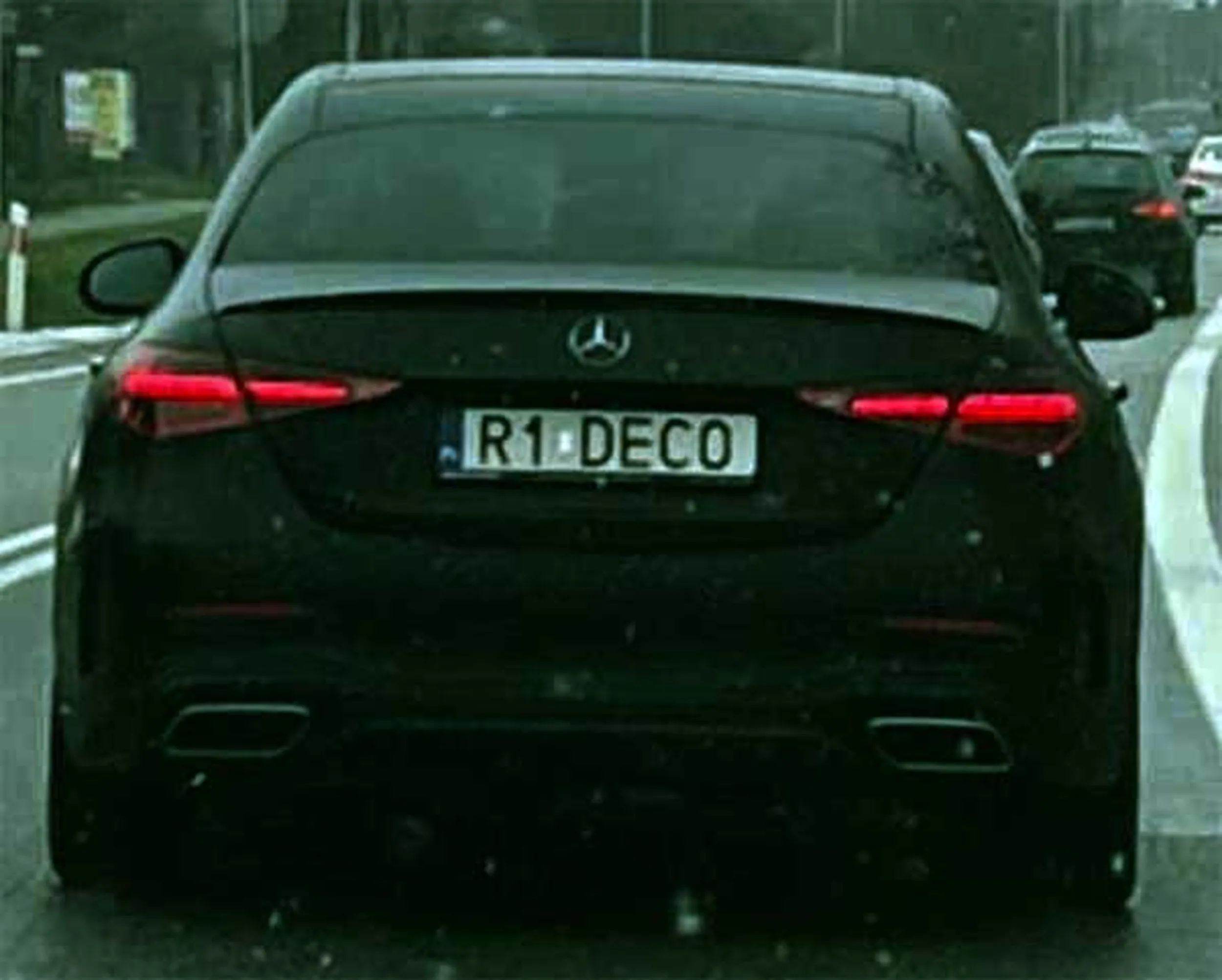 Fajny numer, blacha R1 DECO