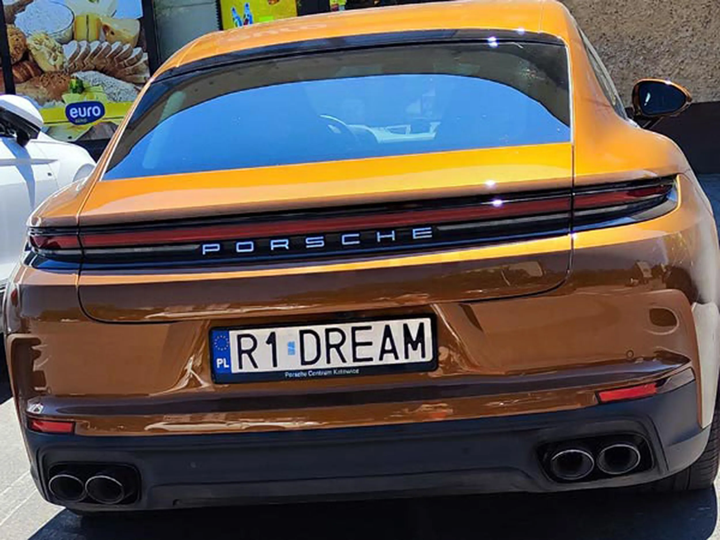 Fajny numer, blacha R1 DREAM