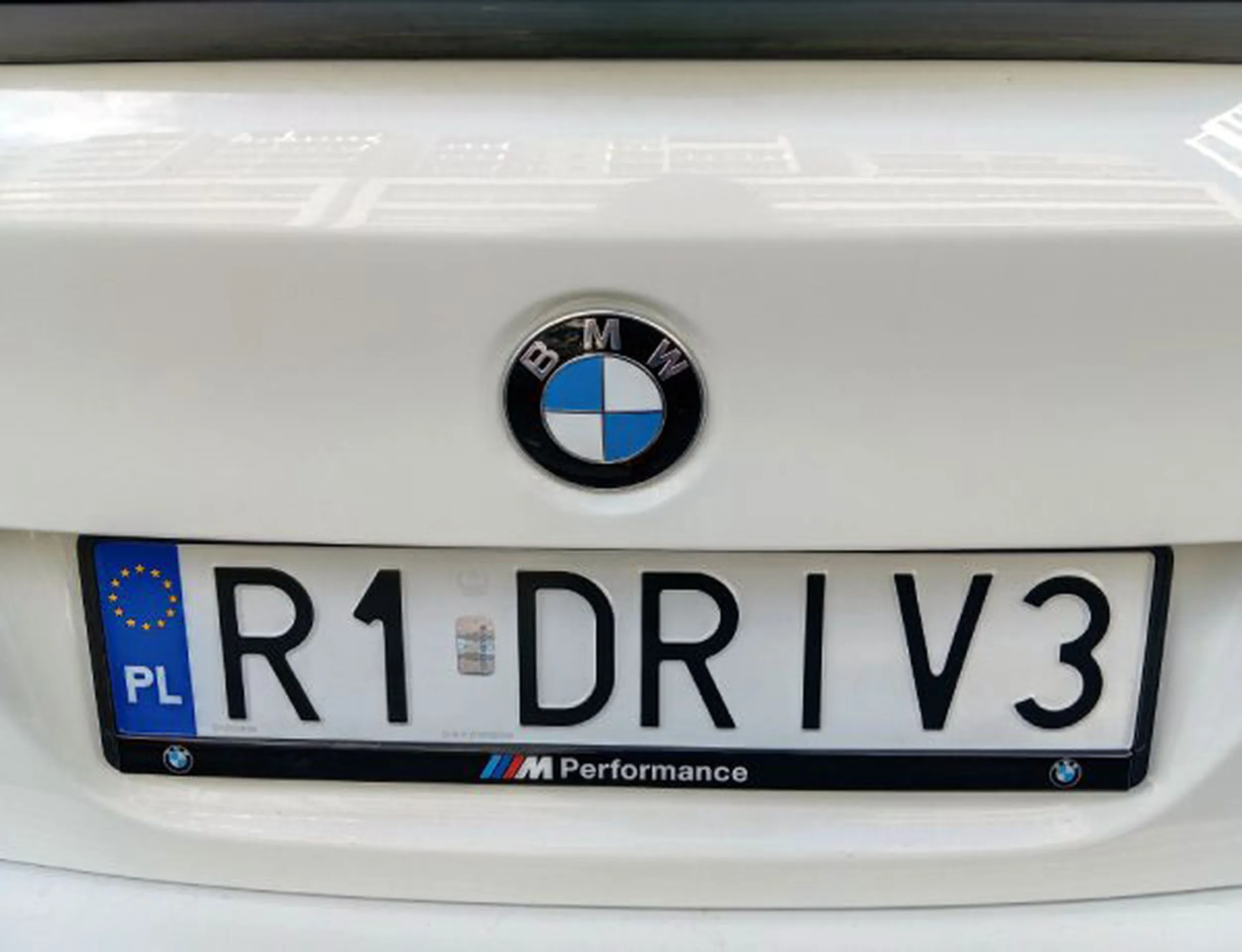 Fajny numer, blacha R1 DRIV3