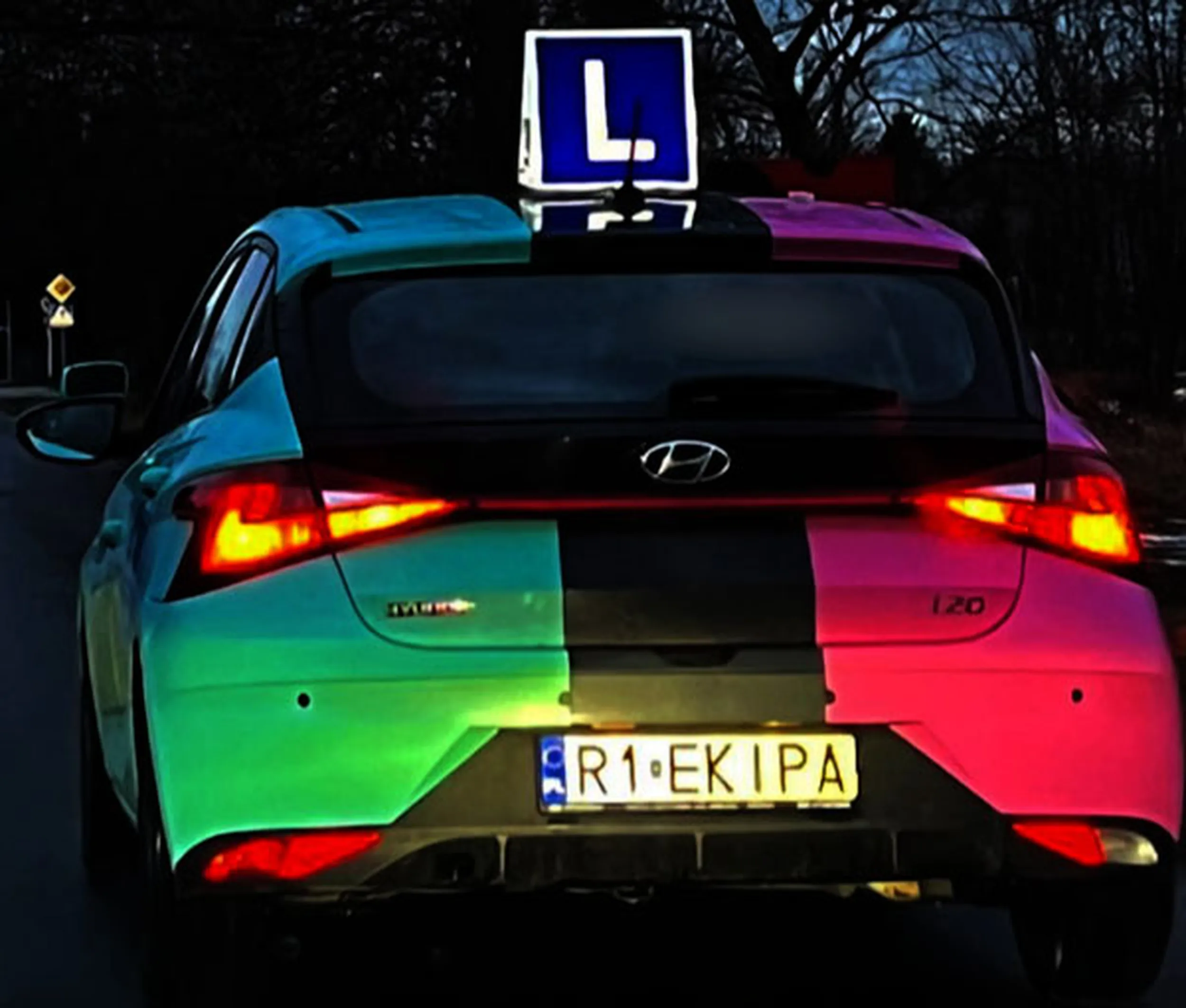 Fajny numer, blacha R1 EKIPA