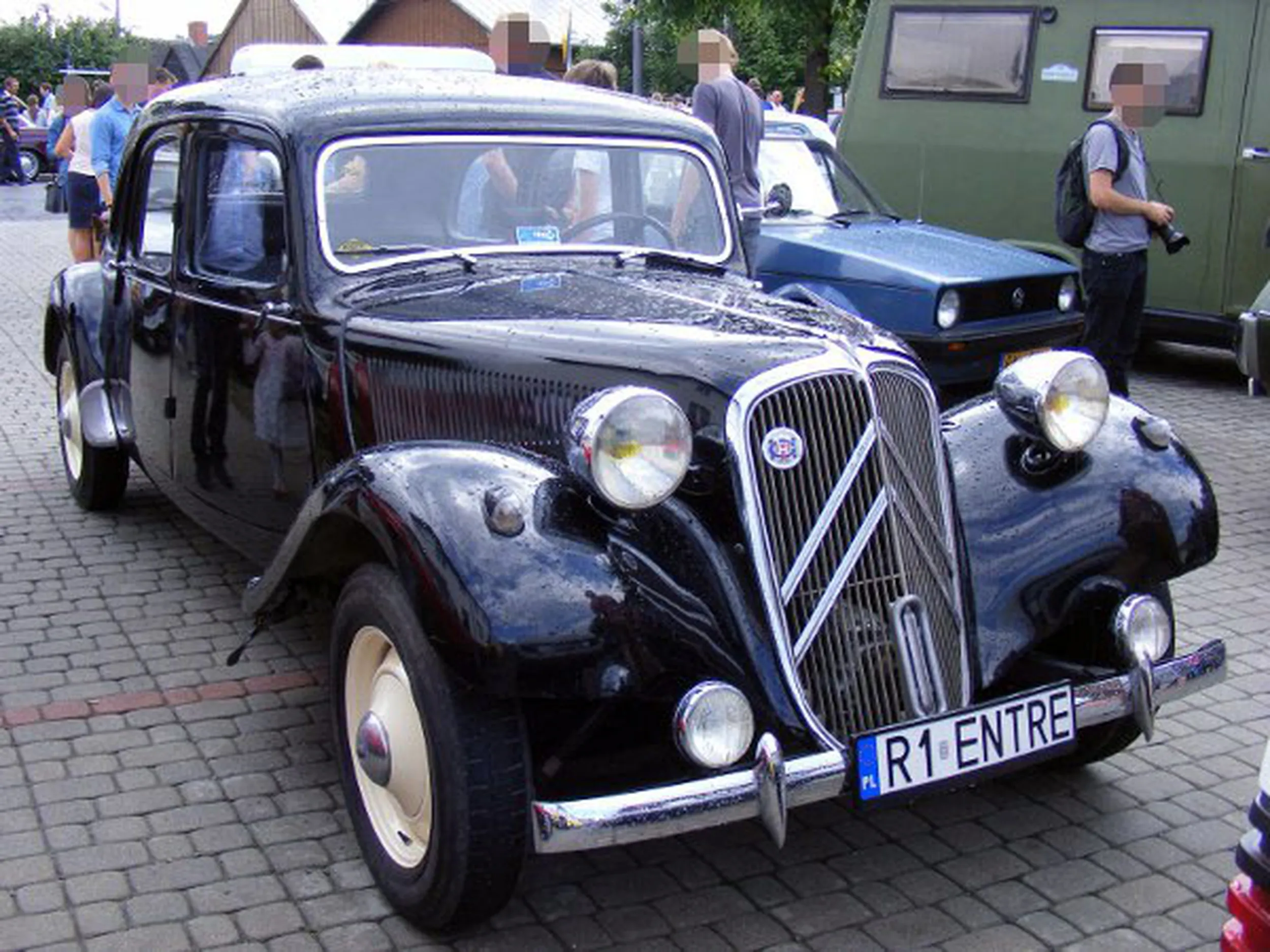 Fajny numer, blacha R1 ENTRE