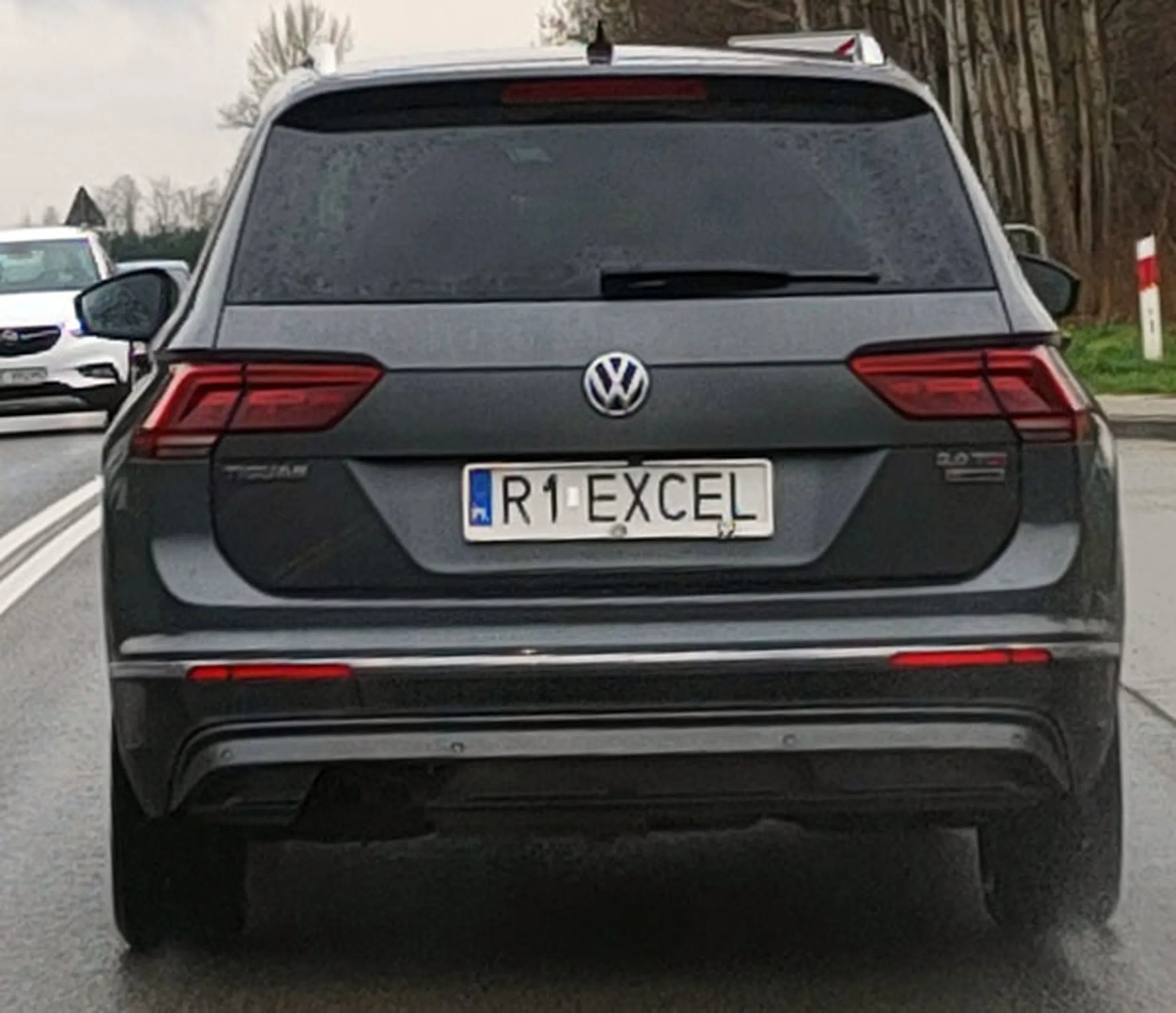 Fajny numer, blacha R1 EXCEL