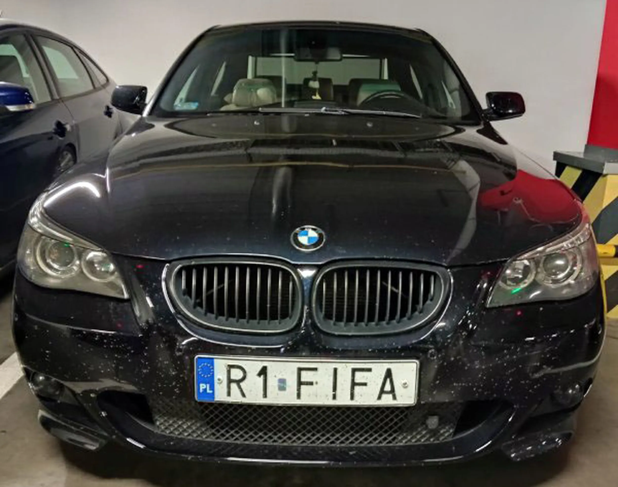 Fajny numer, blacha R1 FIFA