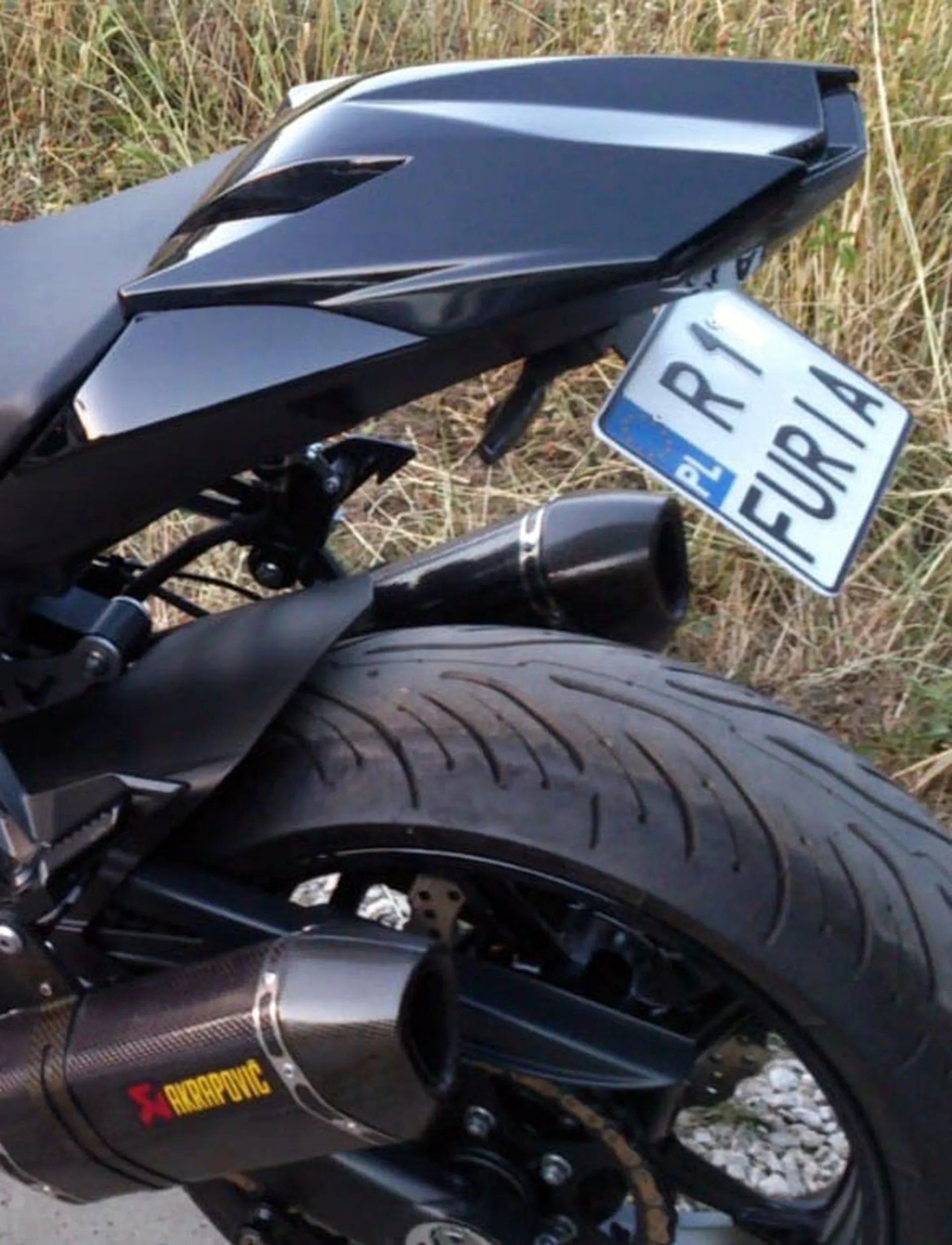 Fajny numer, blacha R1 FURIA