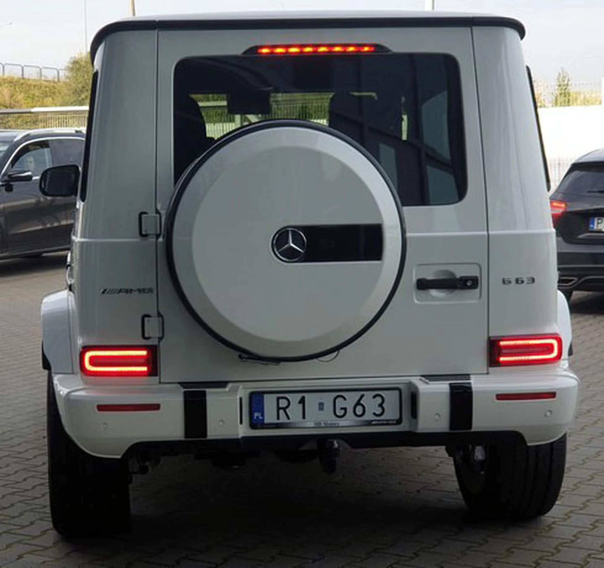 Fajny numer, blacha R1 G63