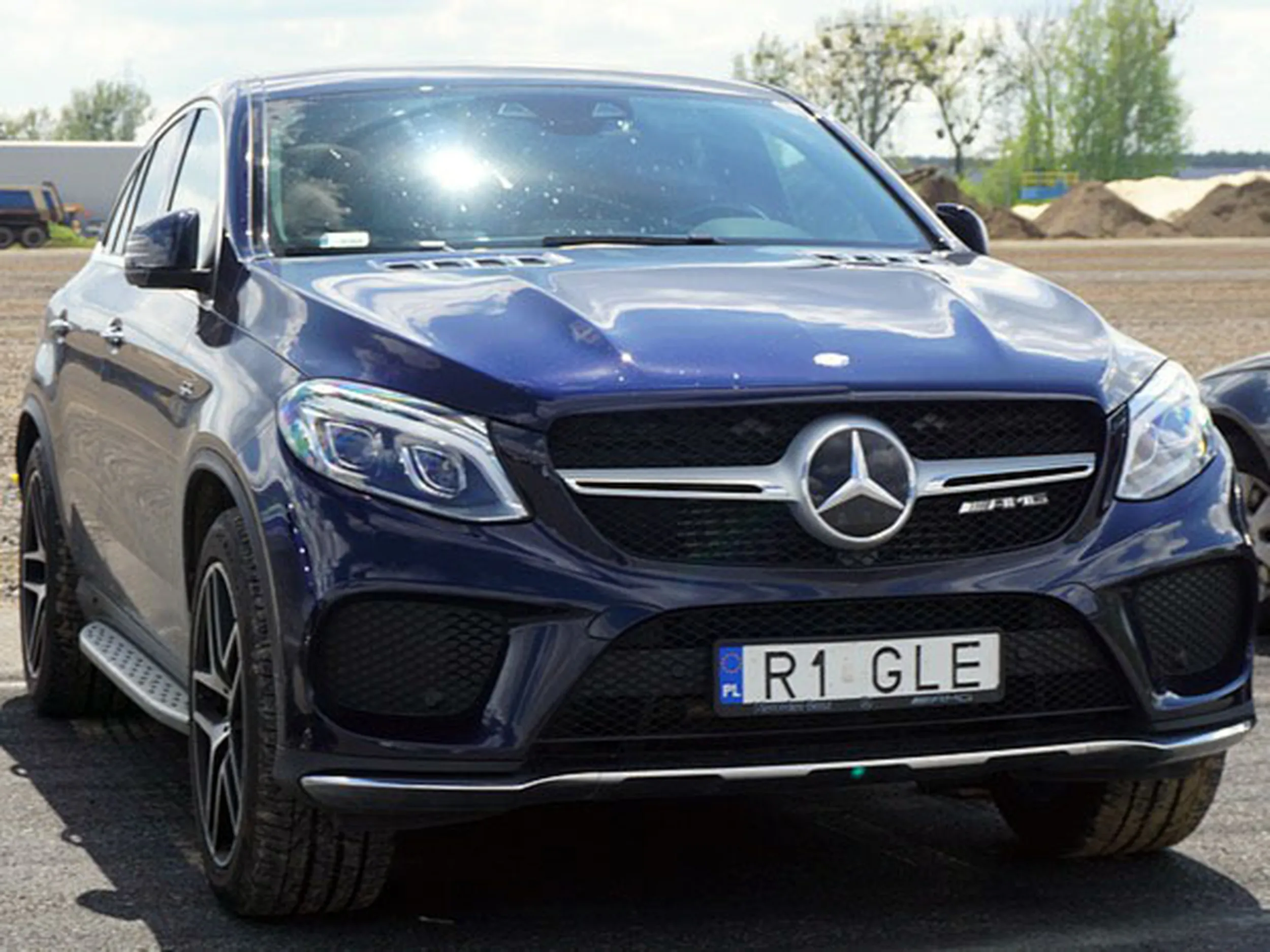 Fajny numer, blacha R1 GLE