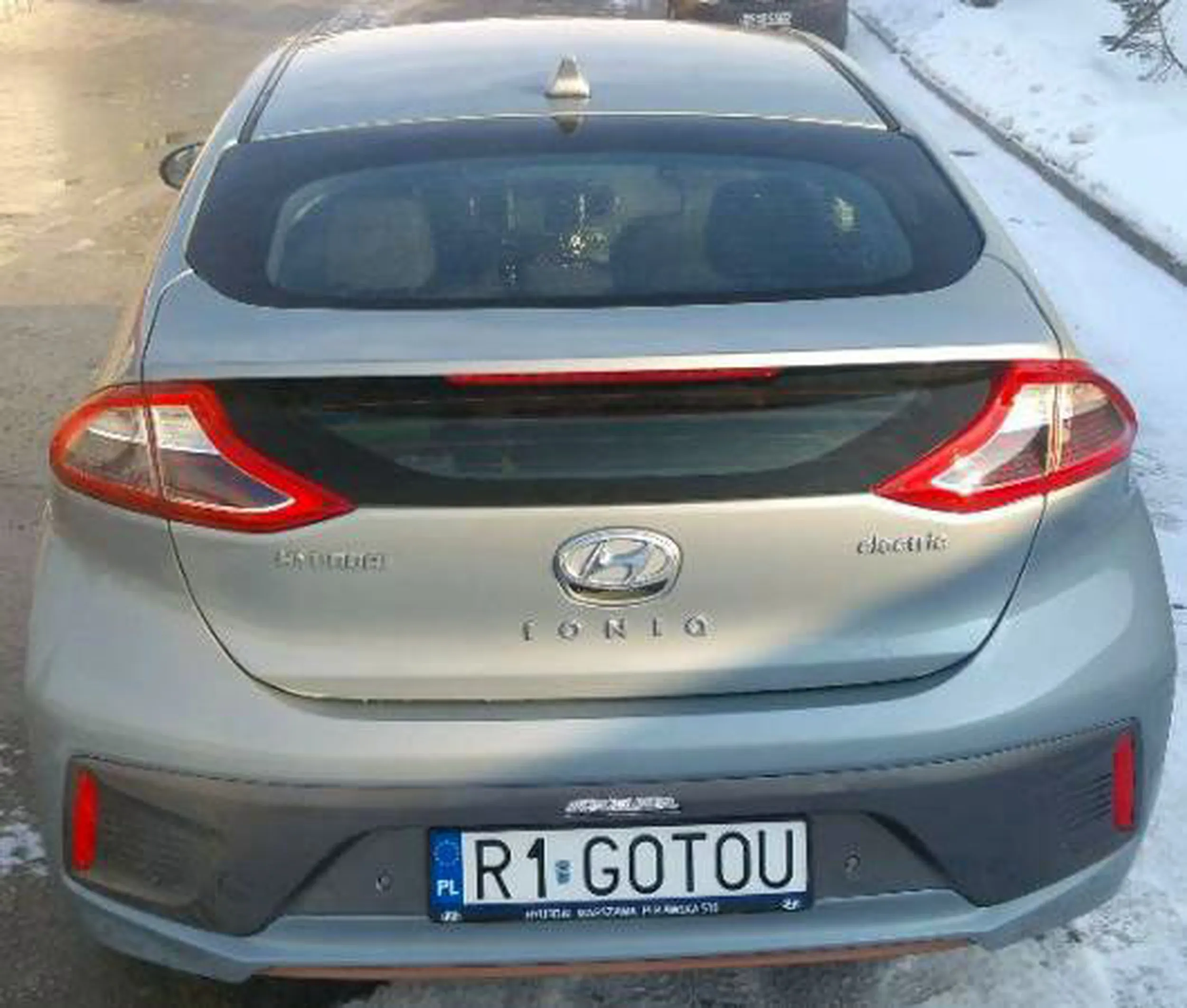 Fajny numer, blacha R1 GOTOU