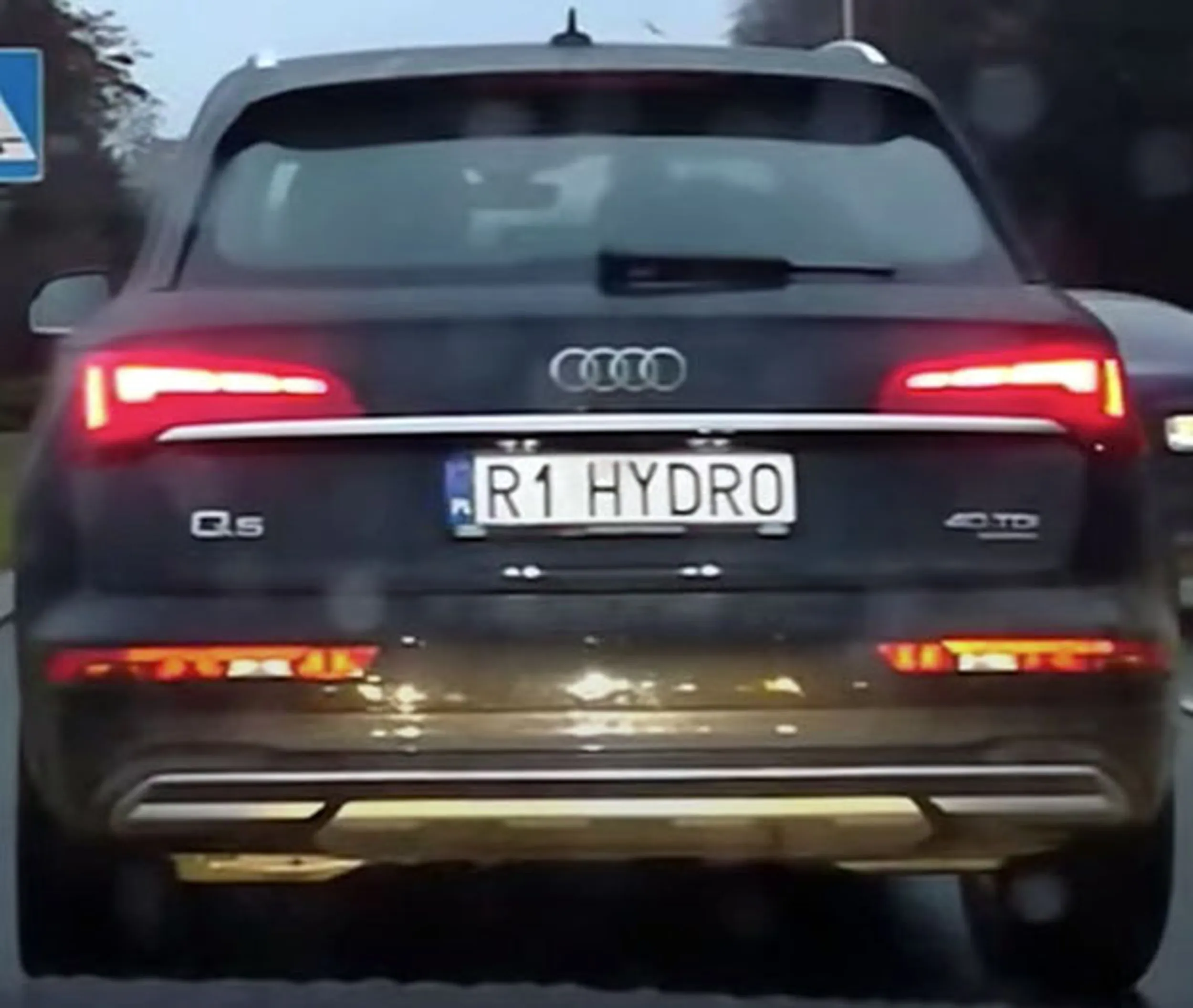 Fajny numer, blacha R1 HYDRO