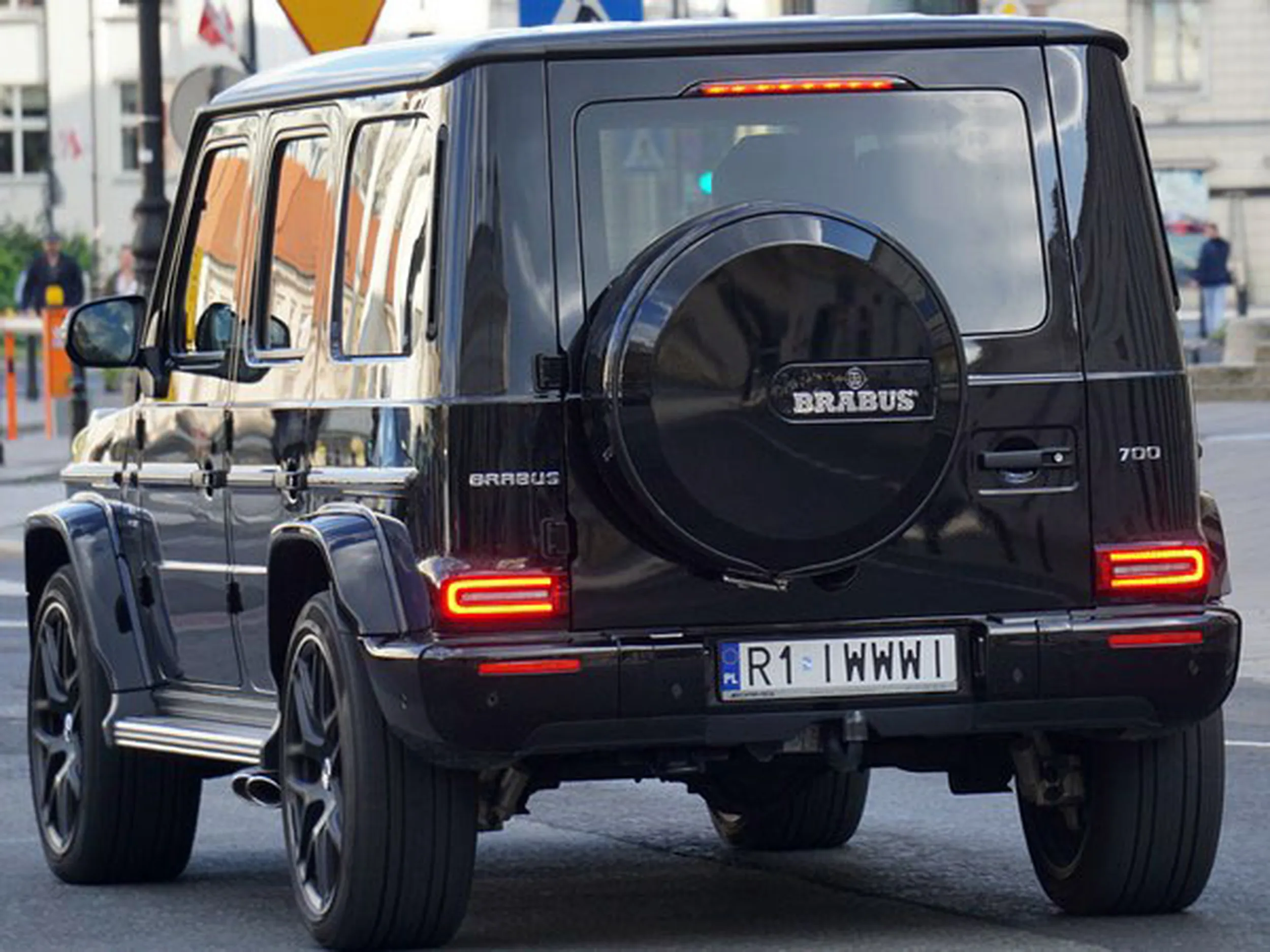 Fajny numer, blacha R1 IWWWI