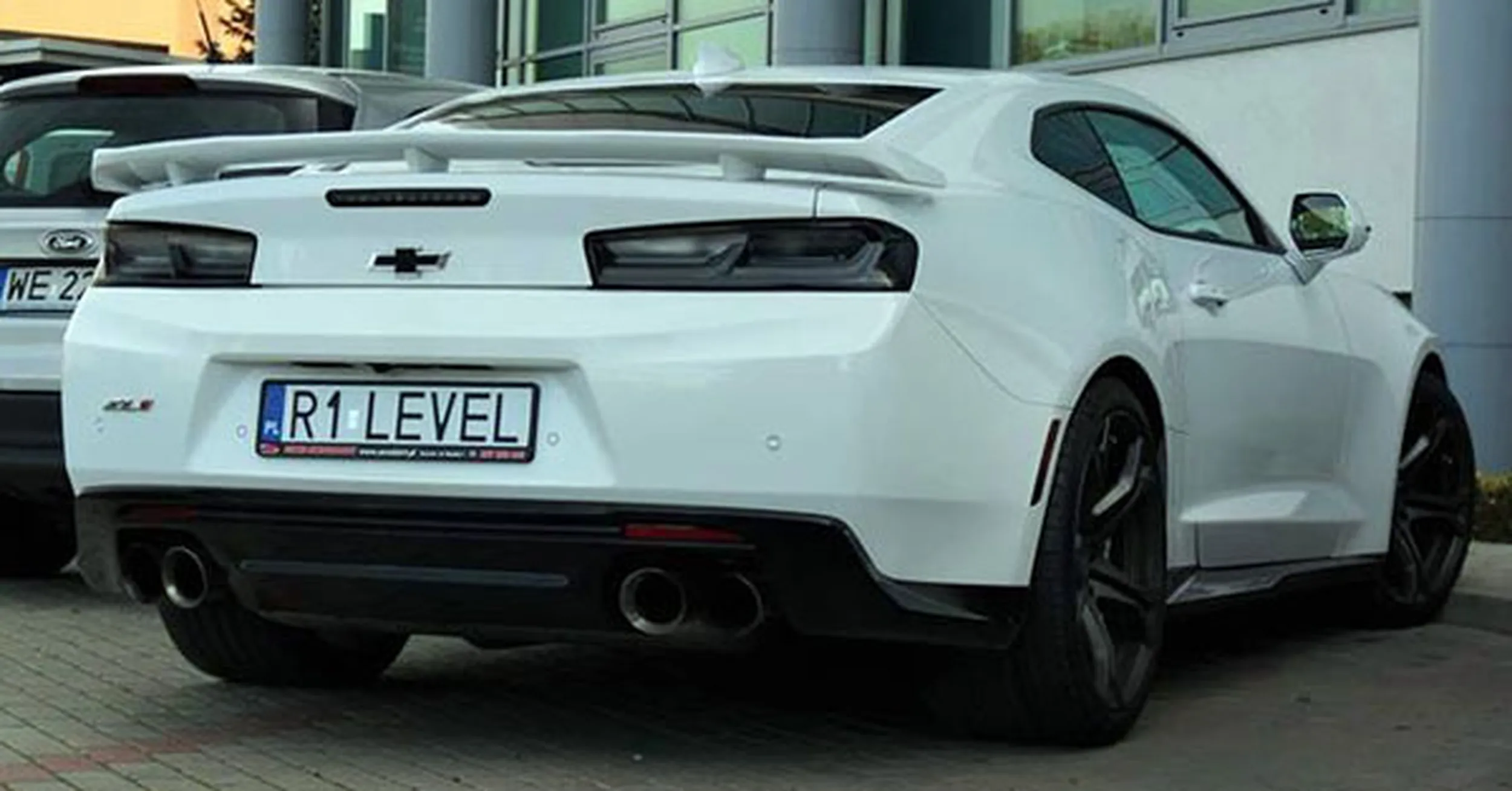 Fajny numer, blacha R1 LEVEL