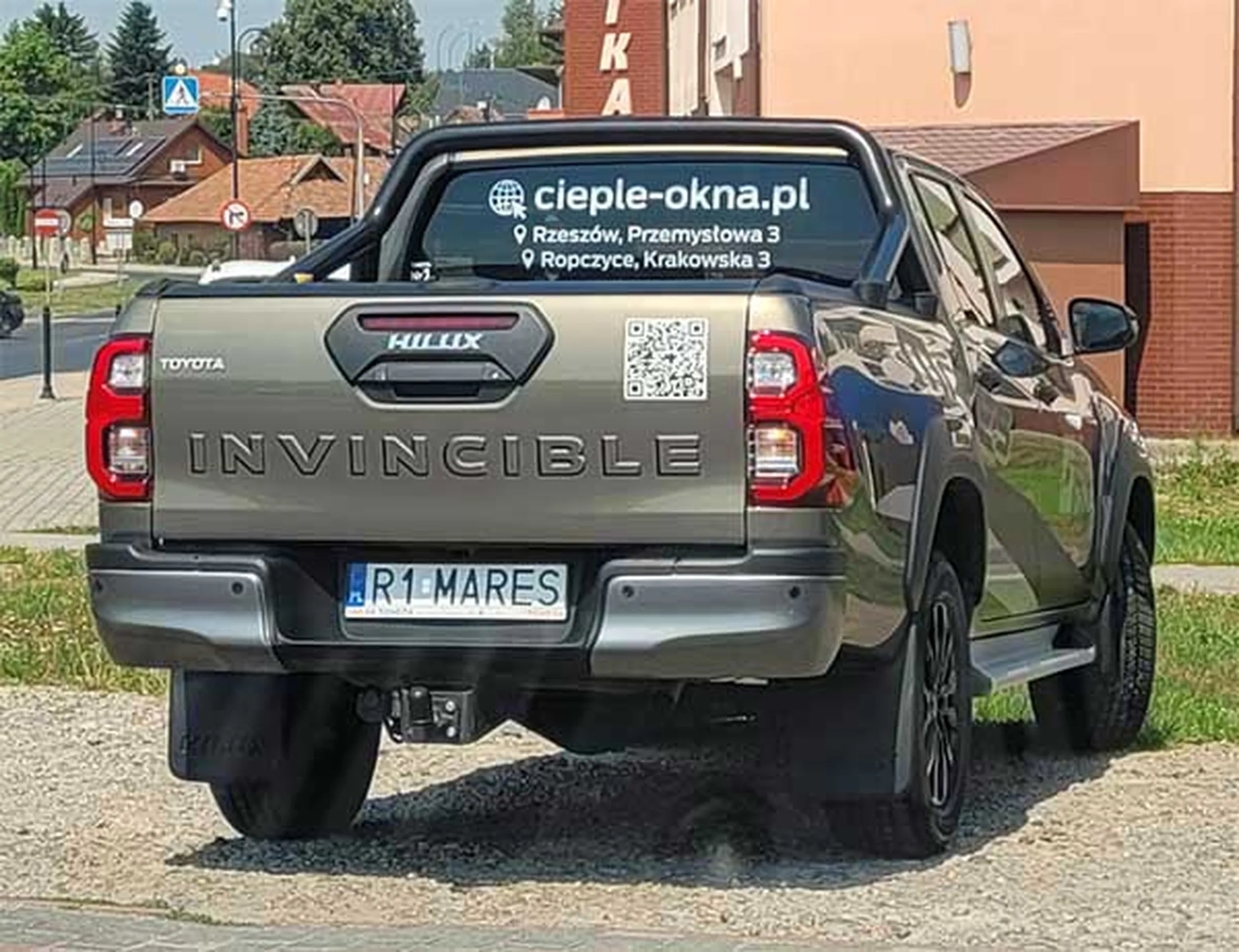 Fajny numer, blacha R1 MARES