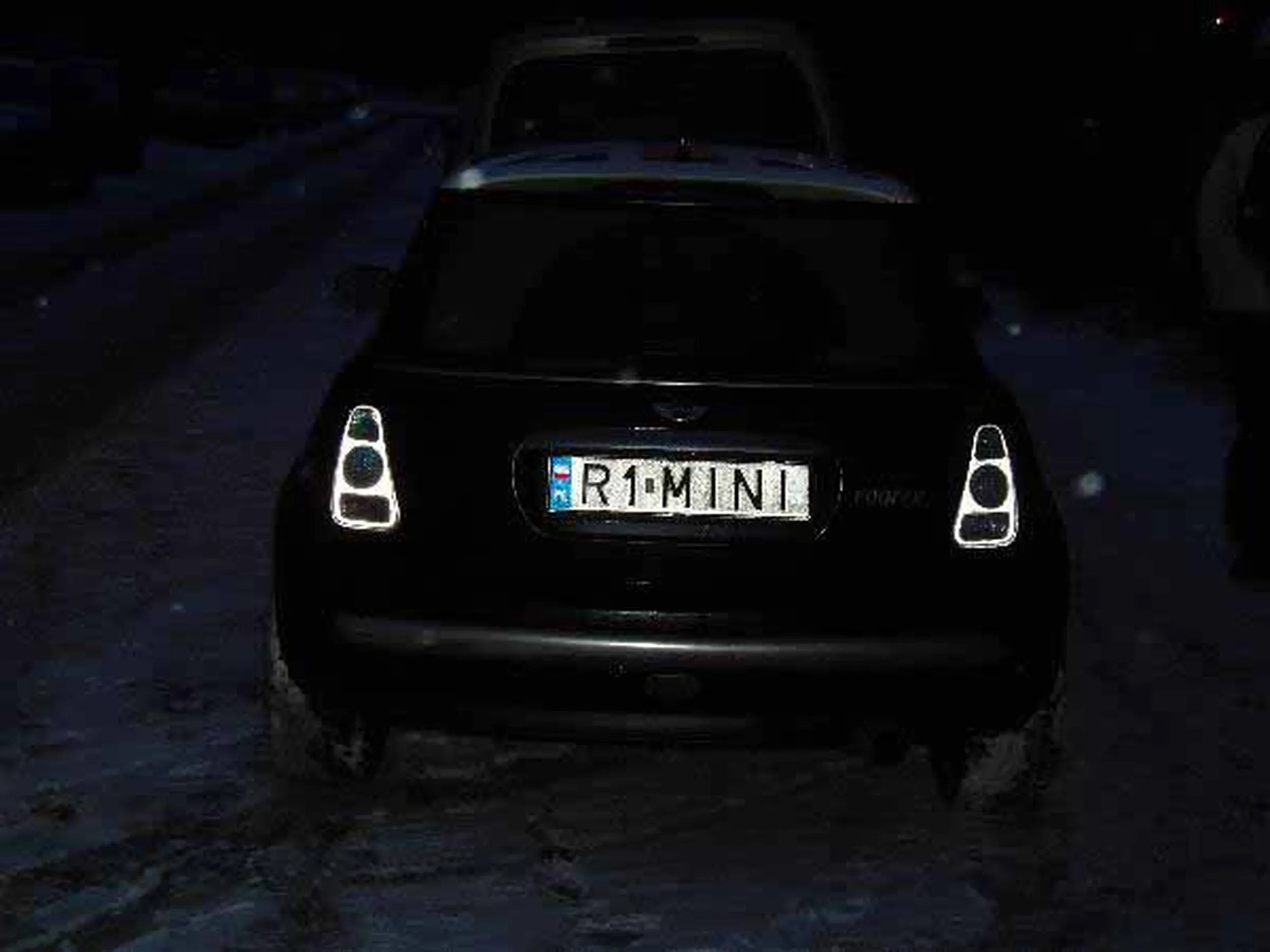 Fajny numer, blacha R1 MINI