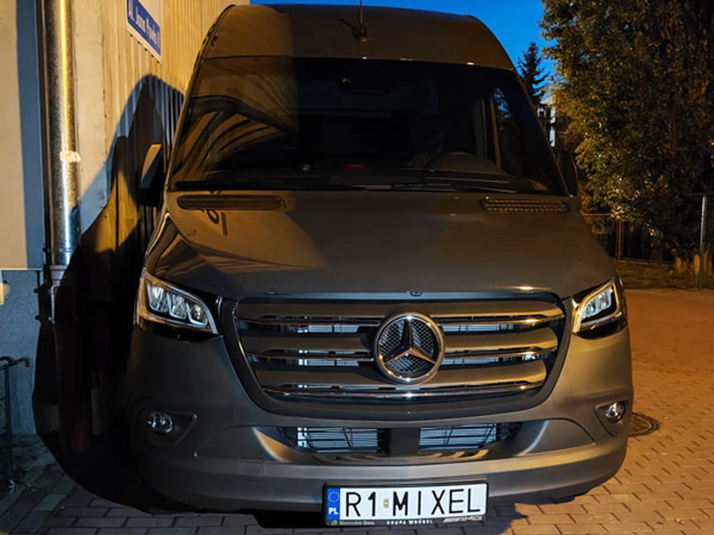 Fajny numer, blacha R1 MIXEL