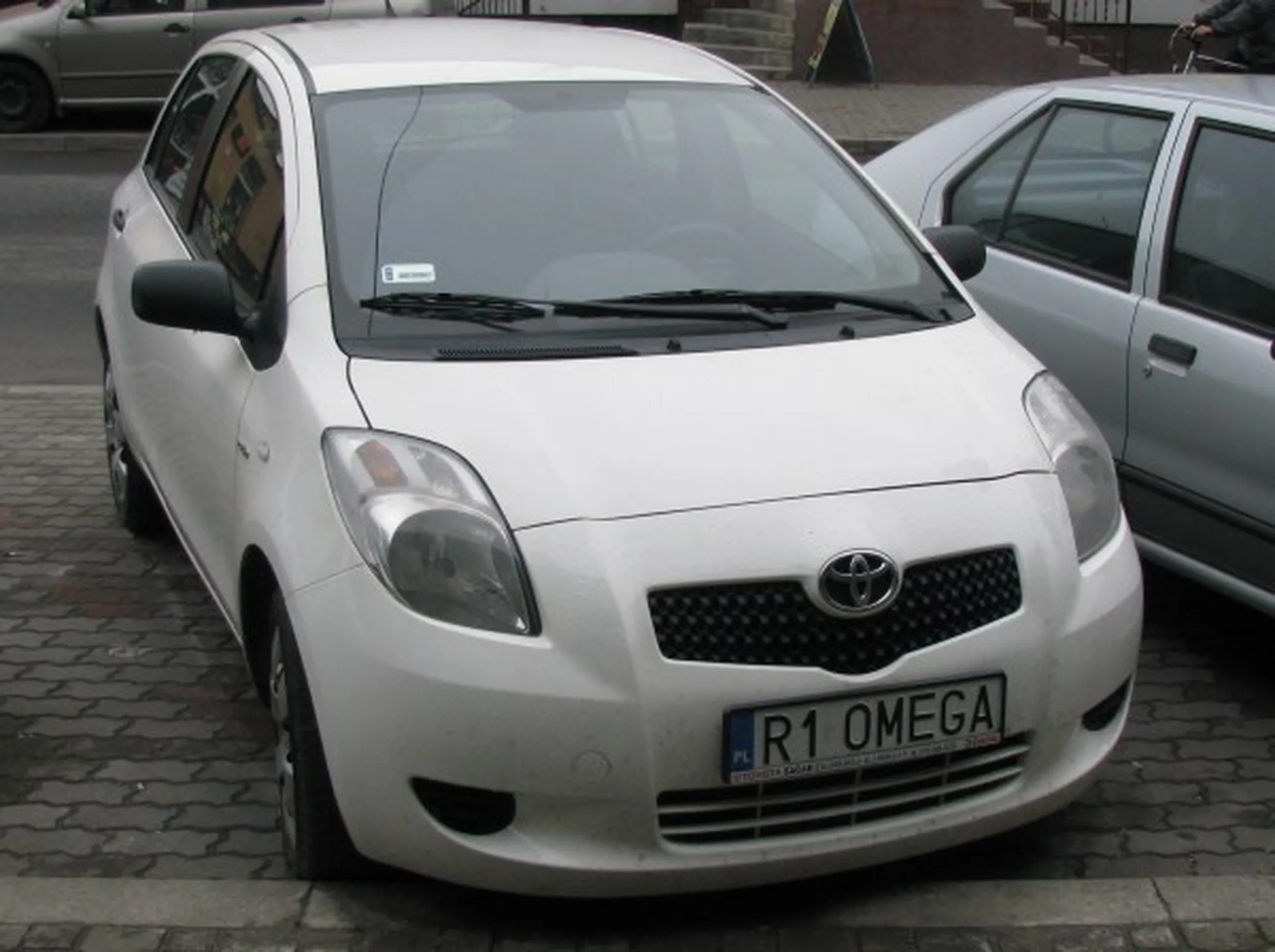 Fajny numer, blacha R1 OMEGA