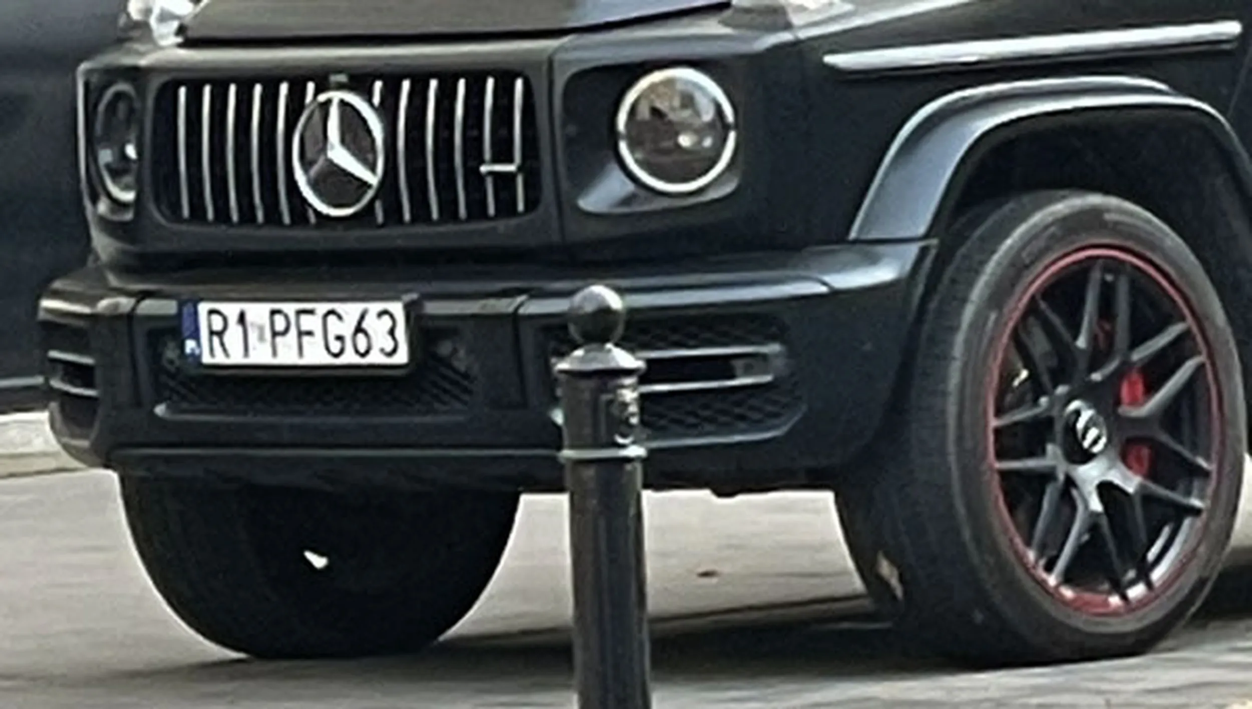 Fajny numer, blacha R1 PFG63