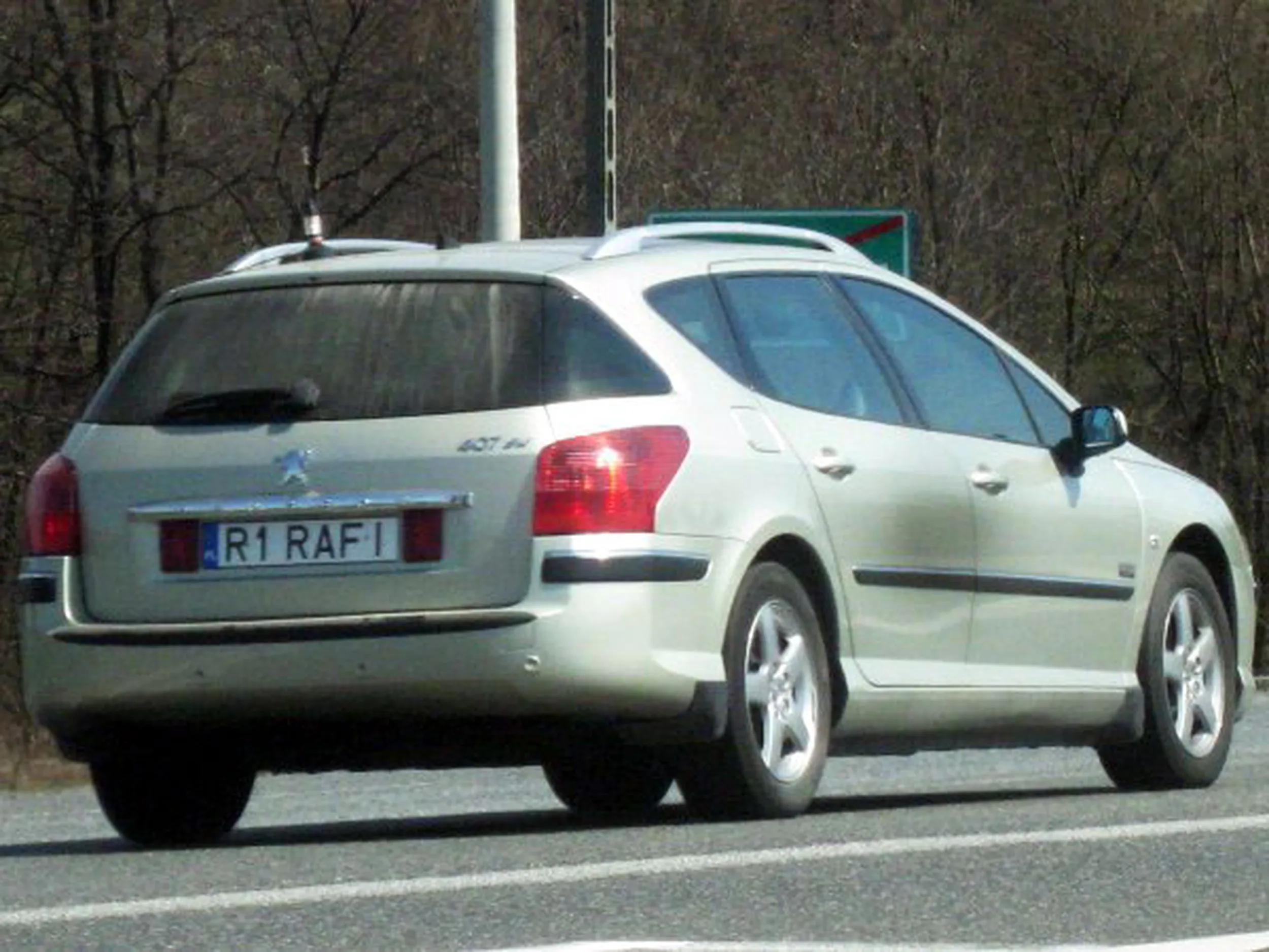 Fajny numer, blacha R1 RAFI