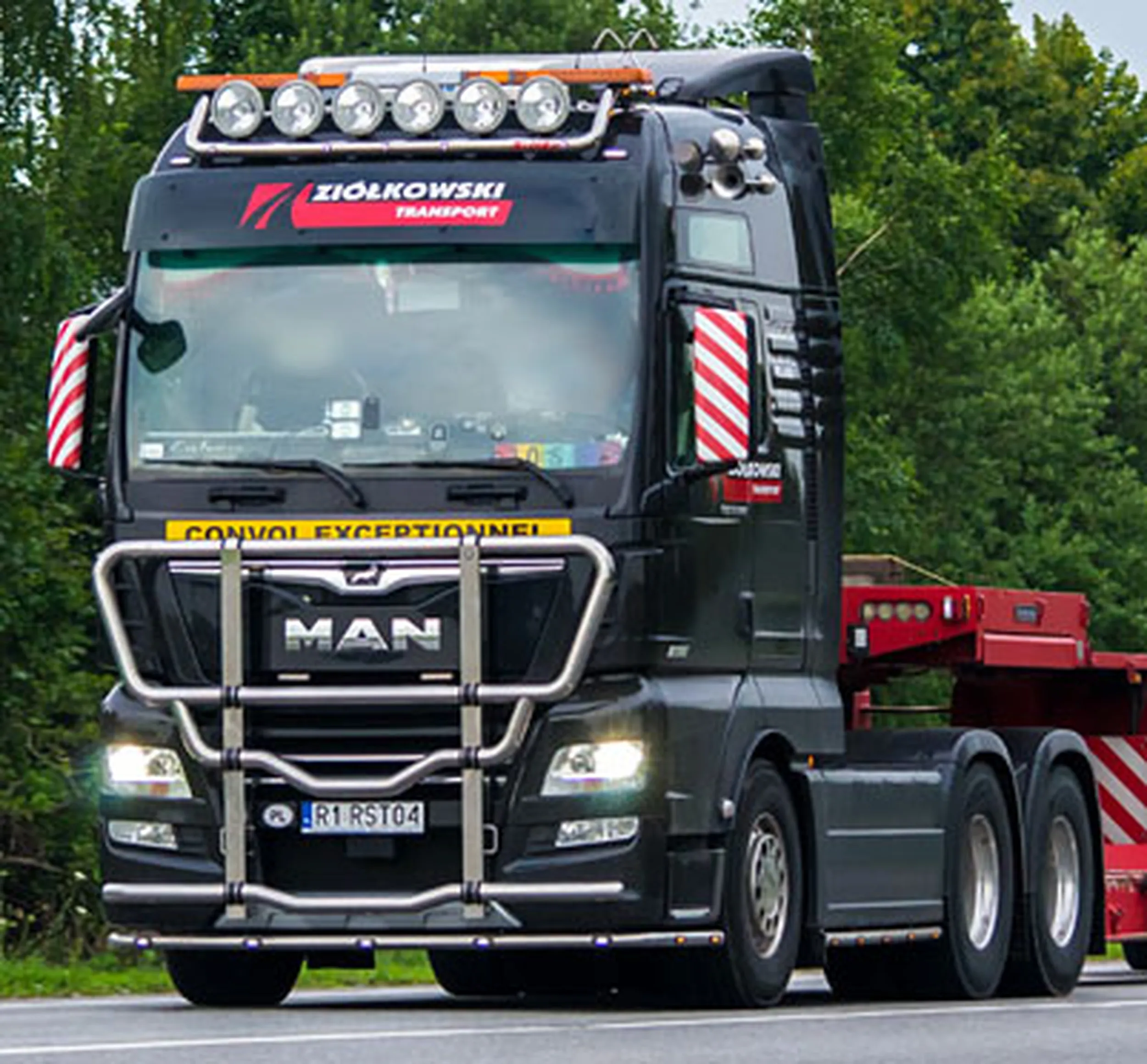 Fajny numer, blacha R1 RST04