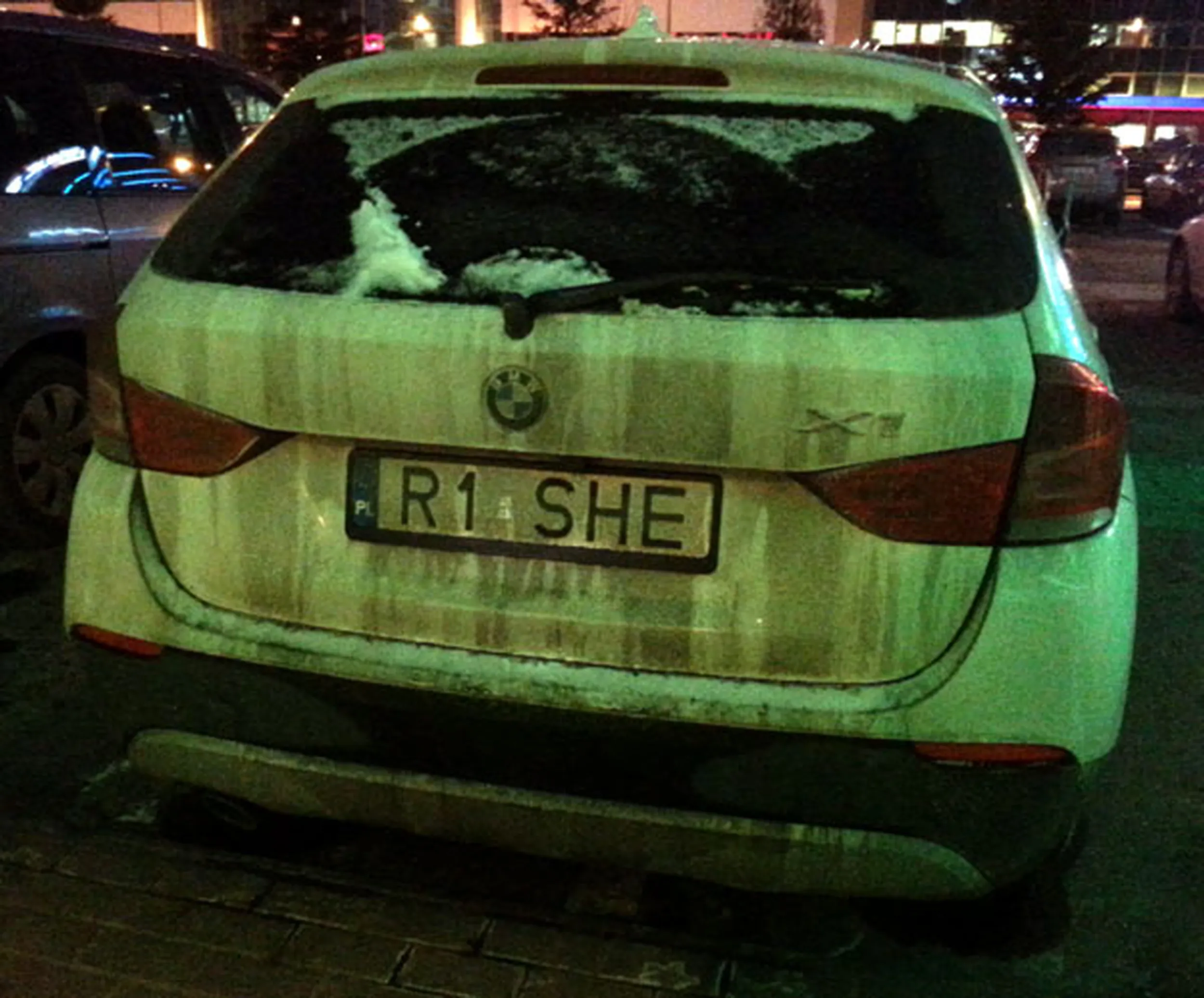 Fajny numer, blacha R1 SHE