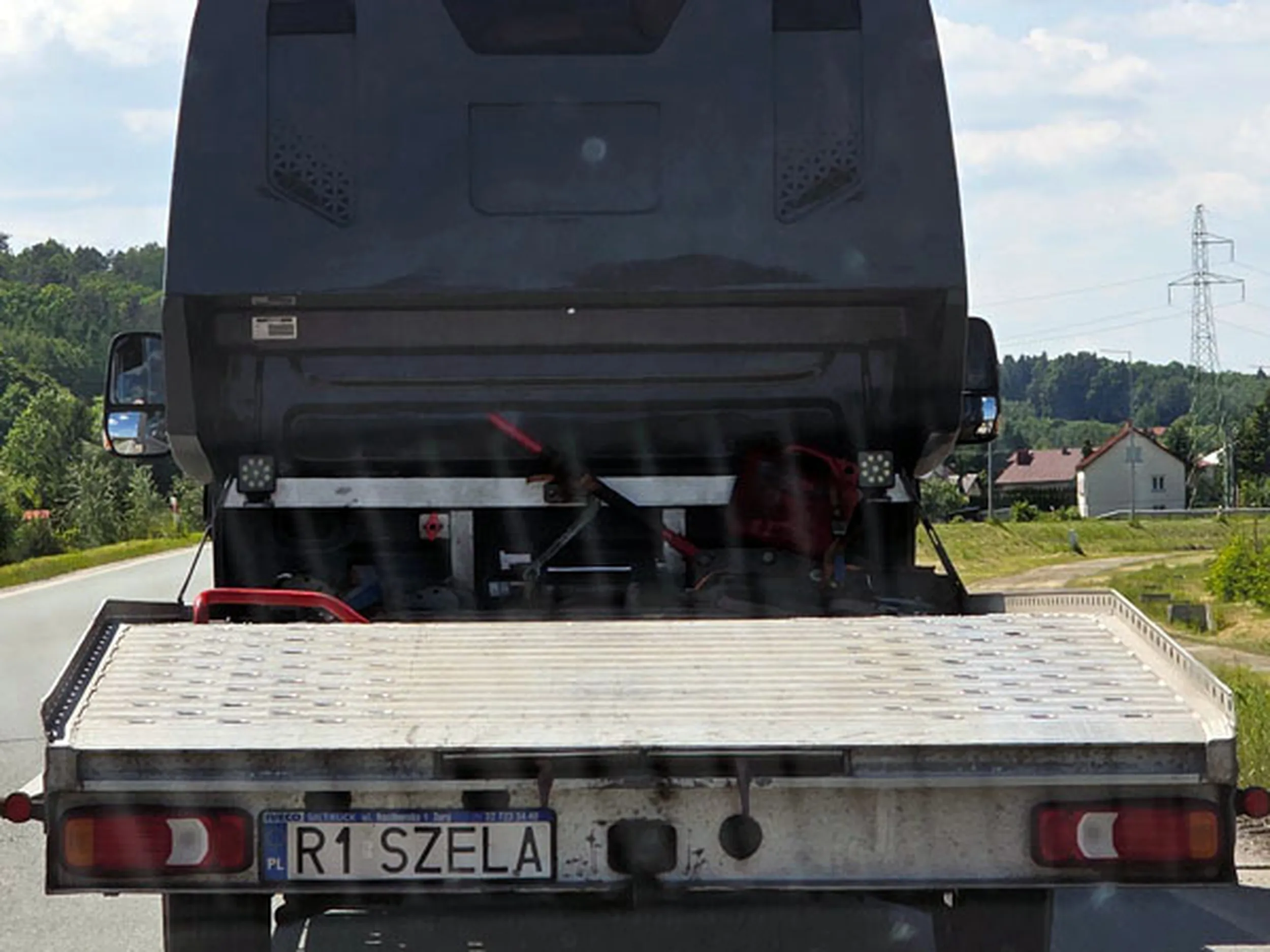 Fajny numer, blacha R1 SZELA