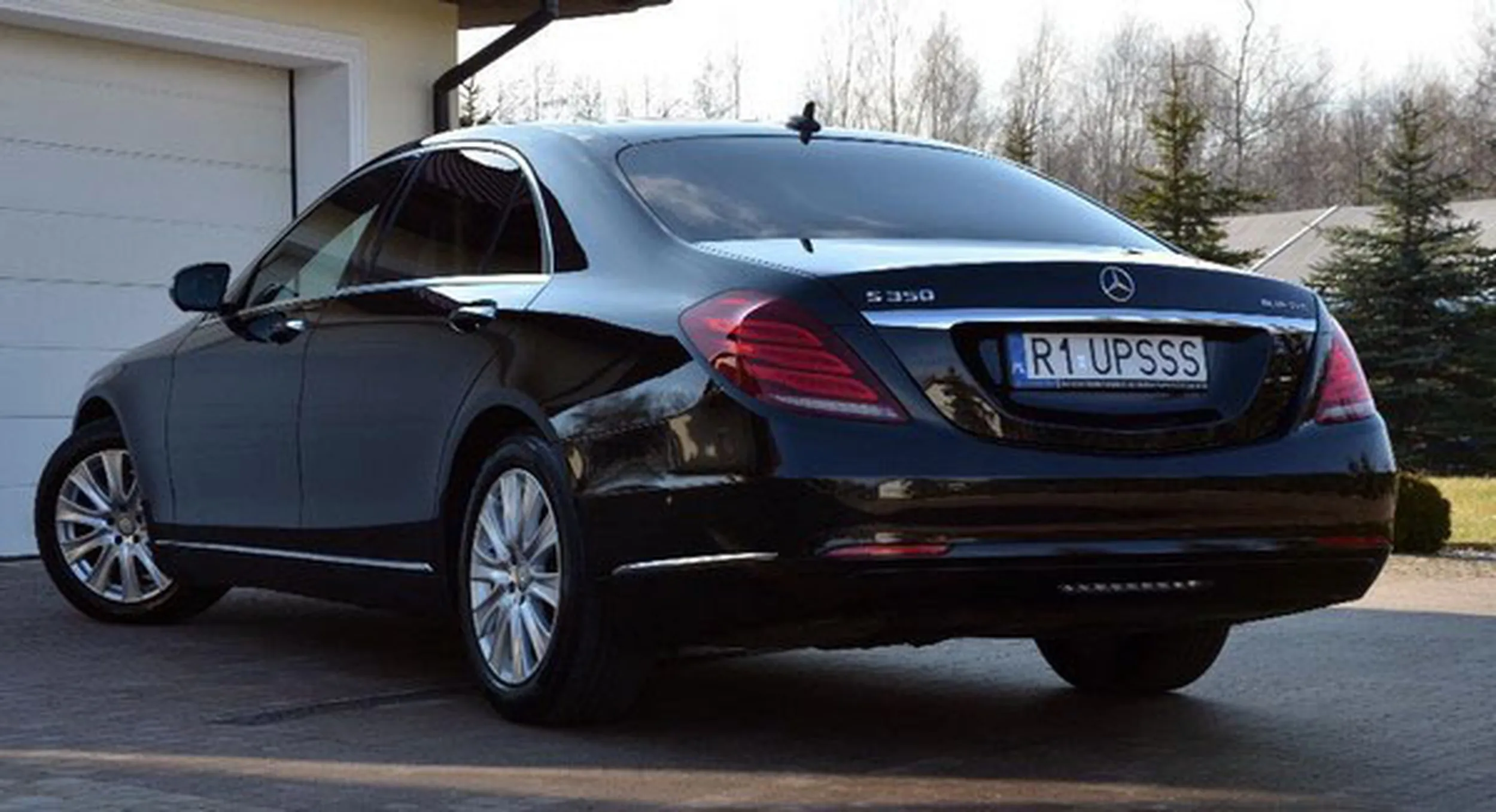 Fajny numer, blacha R1 UPSSS