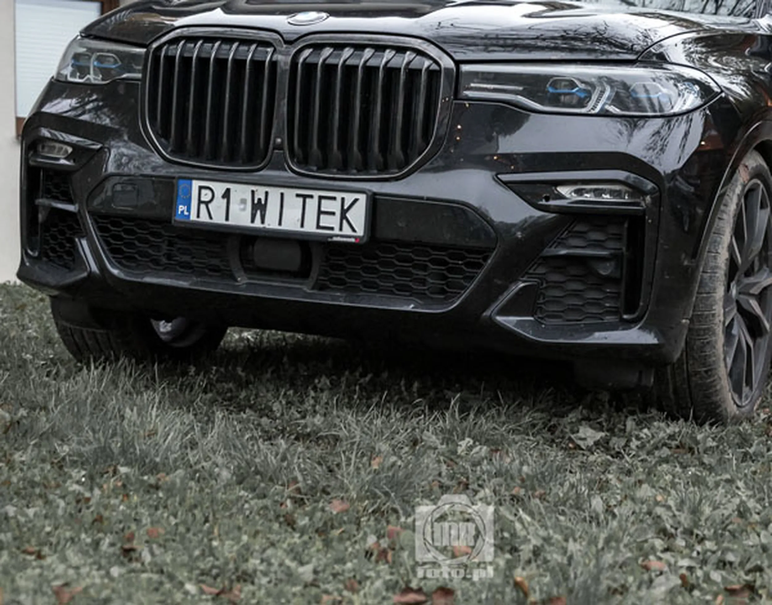 Fajny numer, blacha R1 WITEK