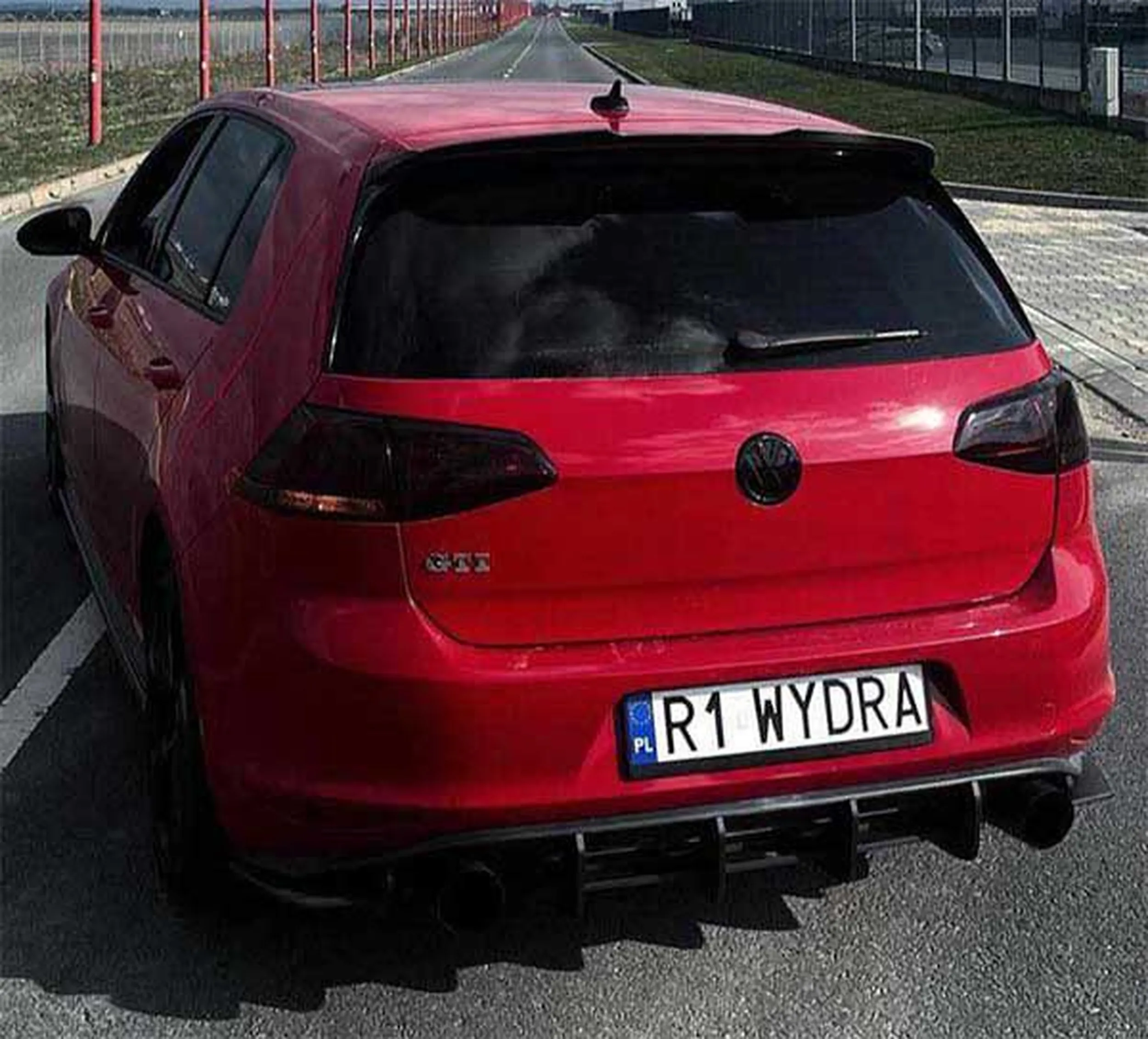 Fajny numer, blacha R1 WYDRA