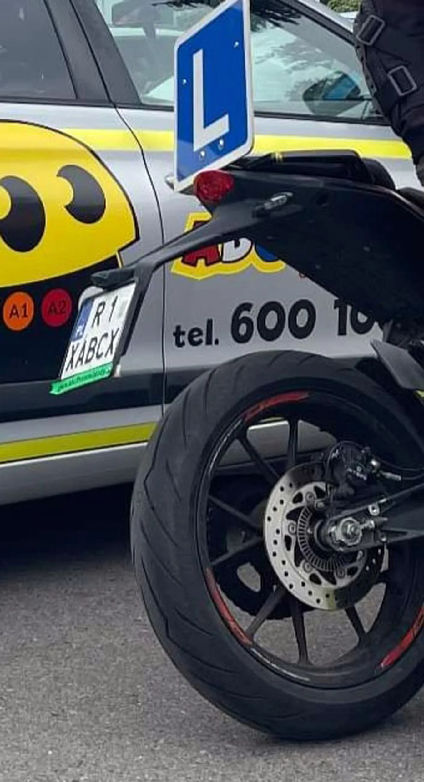 Fajny numer, blacha R1 XABCX