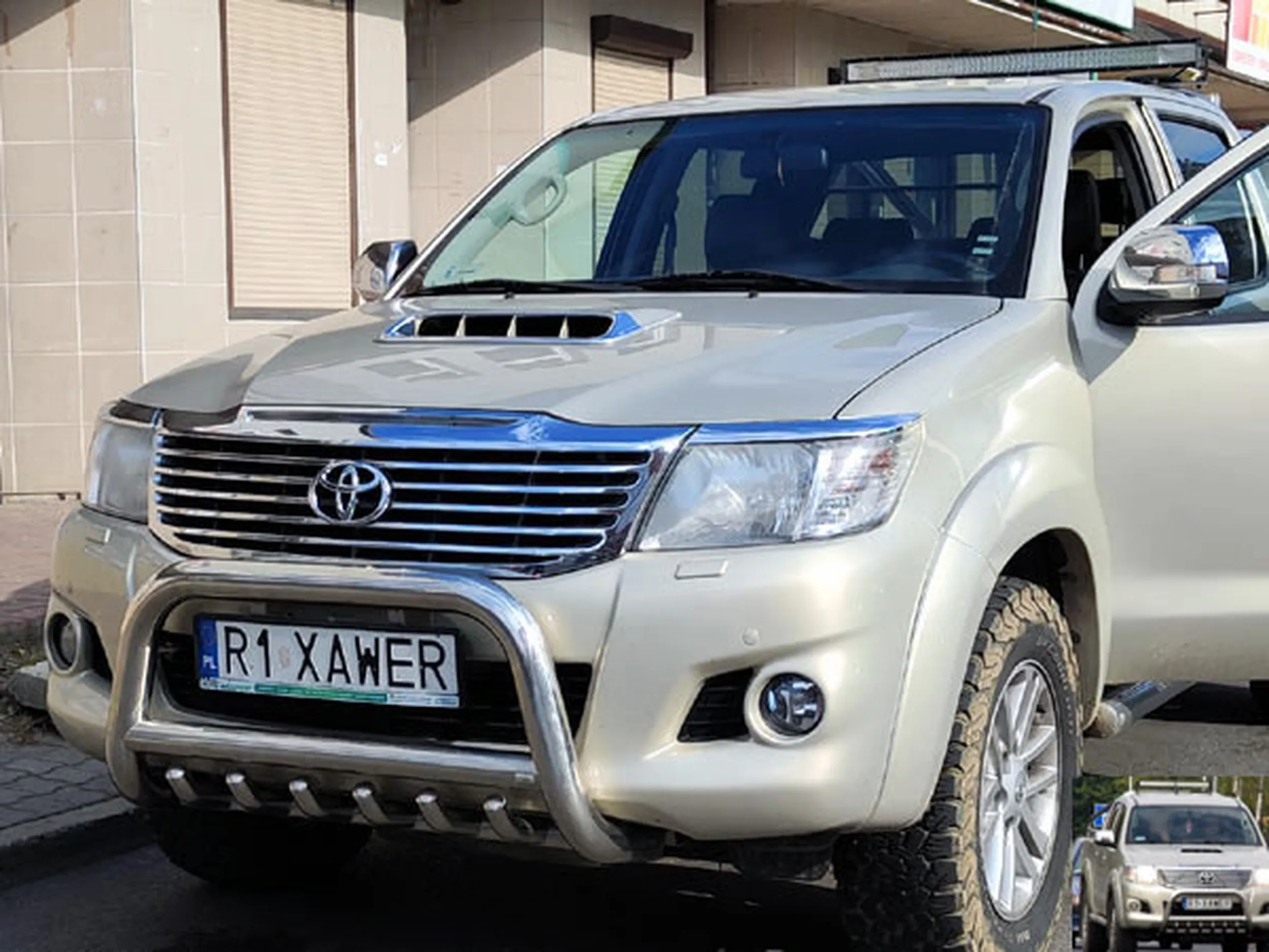 Fajny numer, blacha R1 XAWER