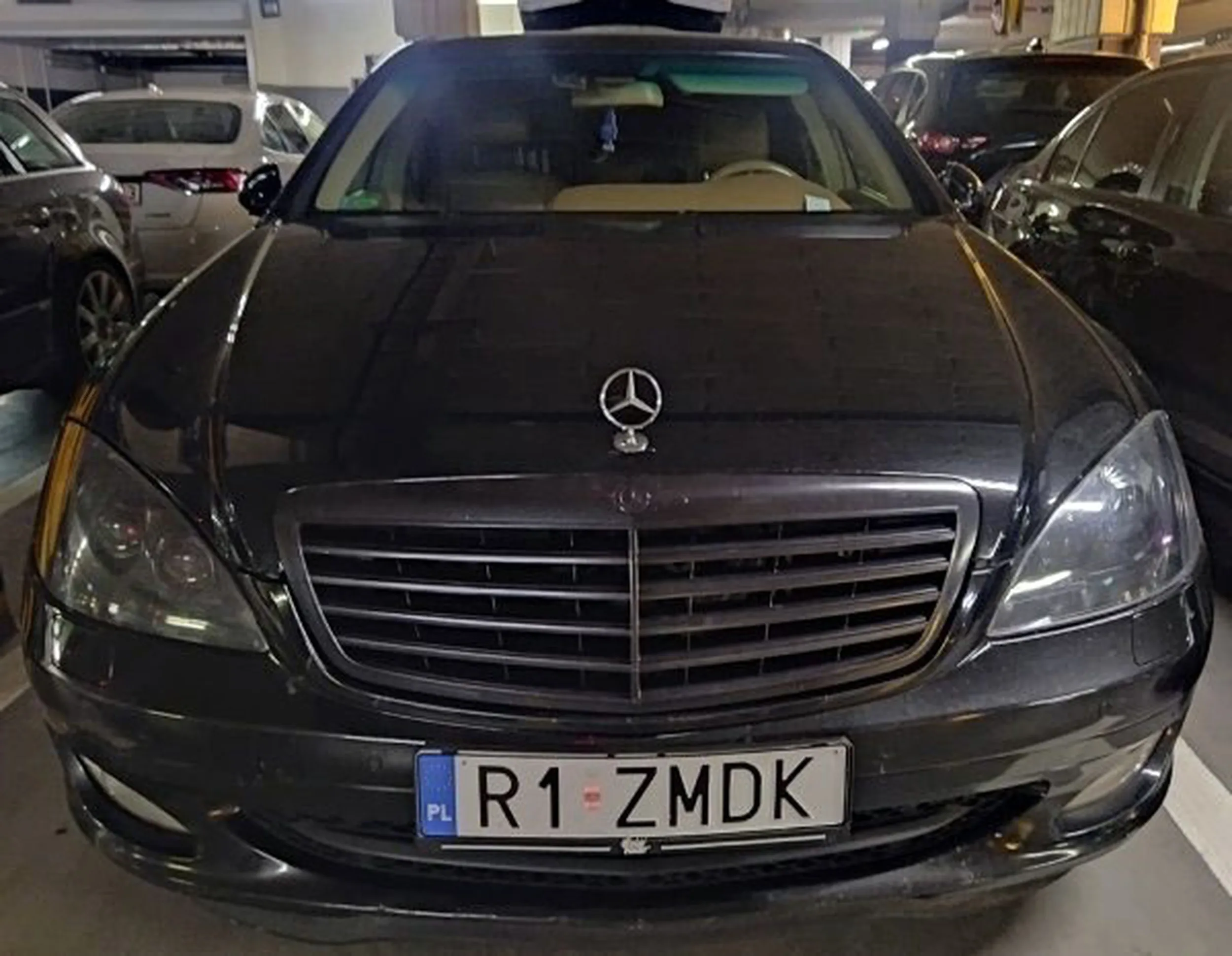 Fajny numer, blacha R1 ZMDK