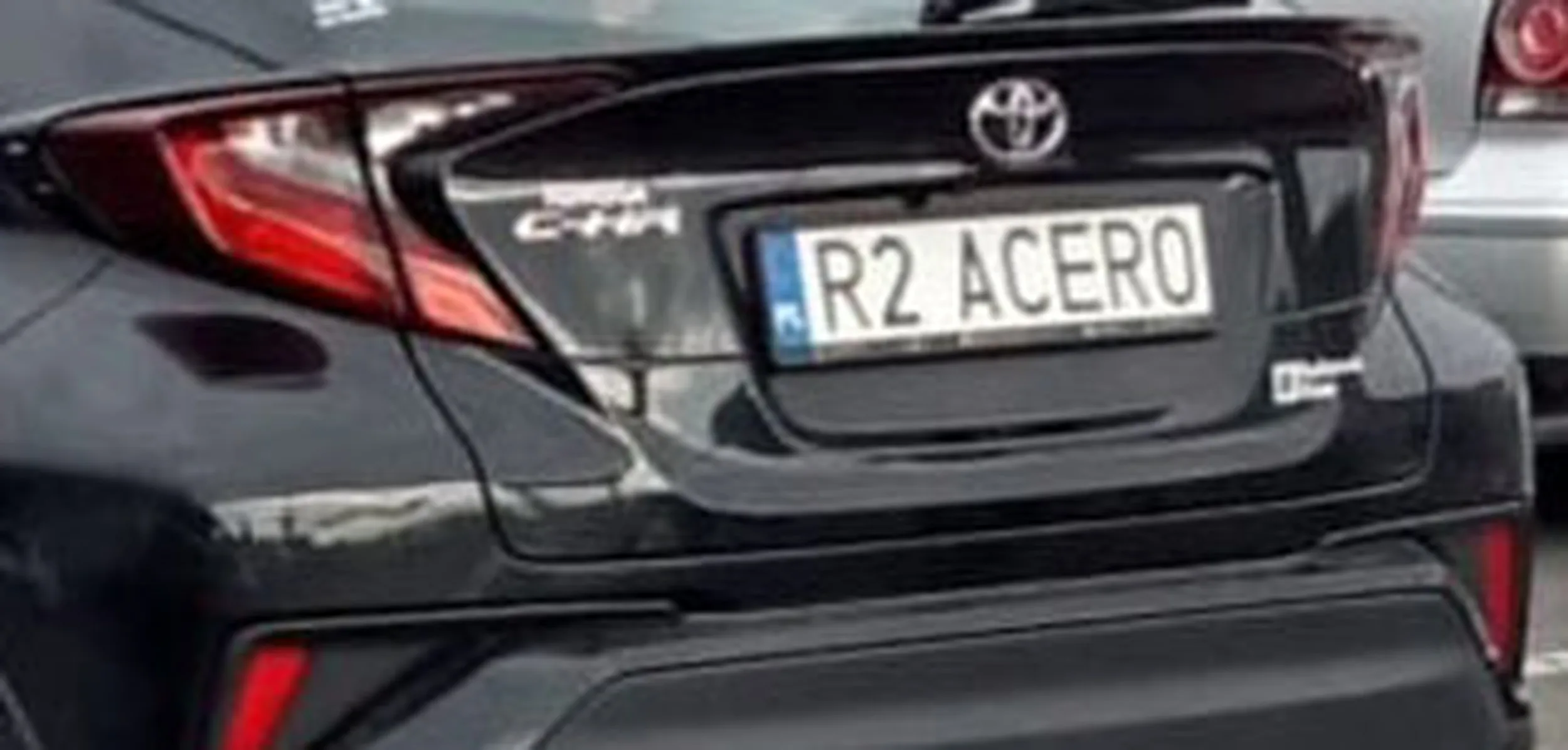 Fajny numer, blacha R2 ACERO