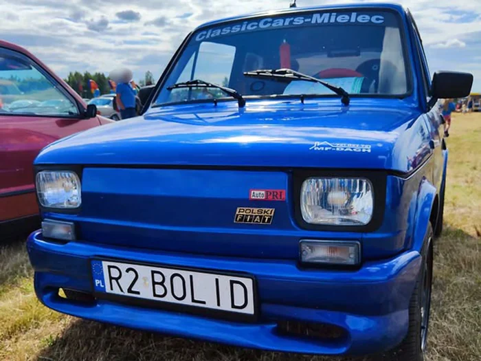 Fajny numer, blacha R2 BOLID