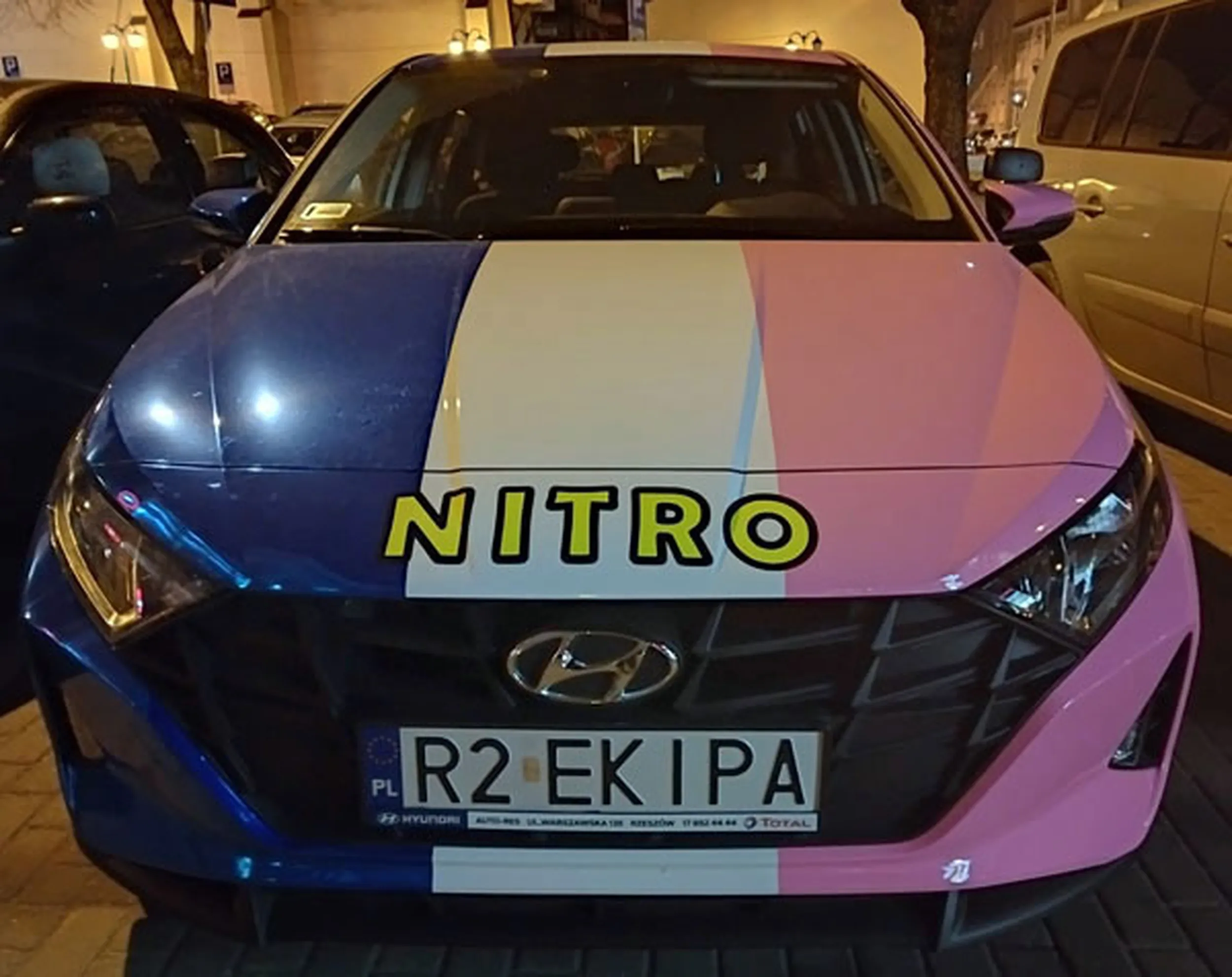 Fajny numer, blacha R2 EKIPA