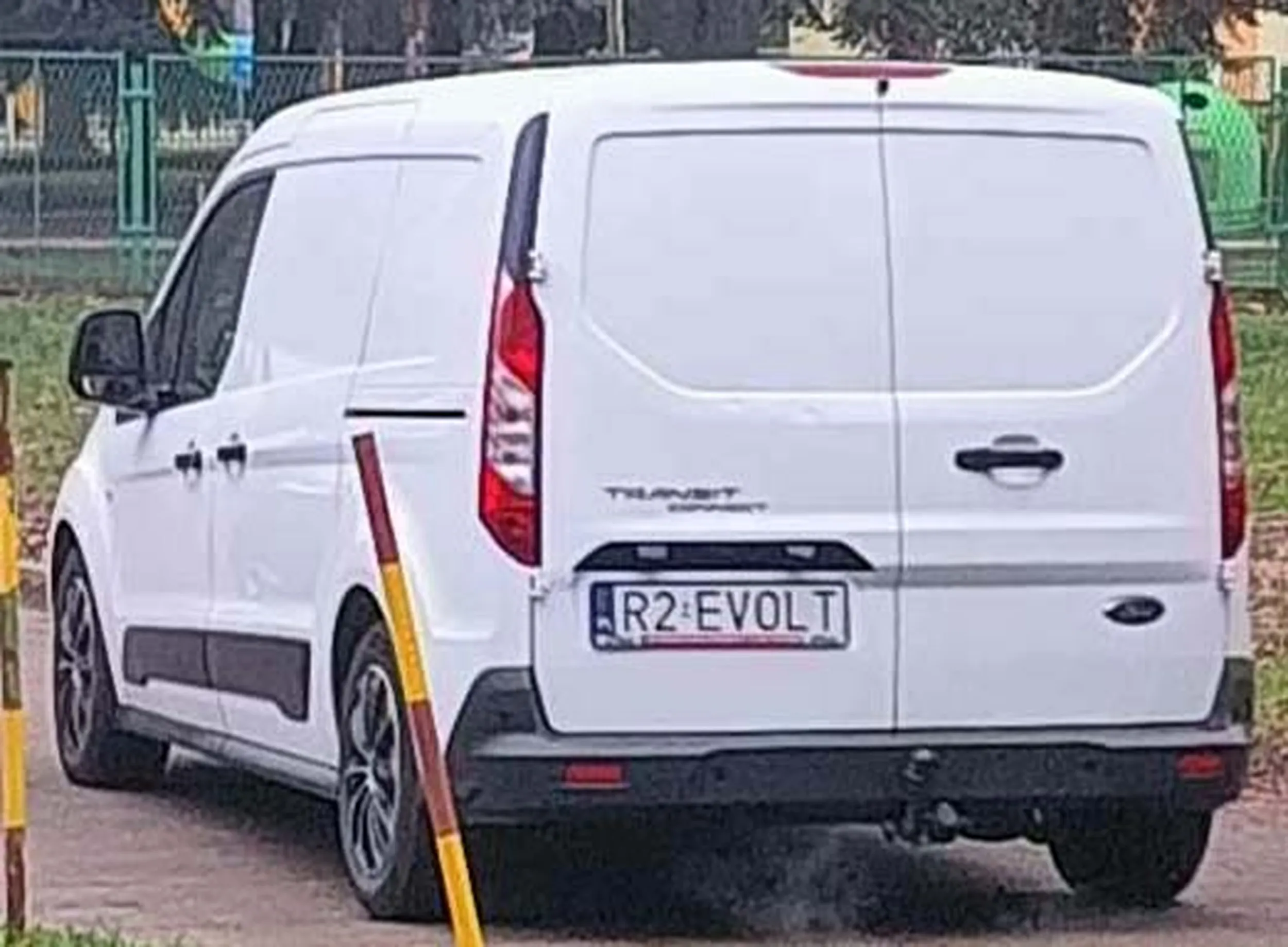 Fajny numer, blacha R2 EVOLT