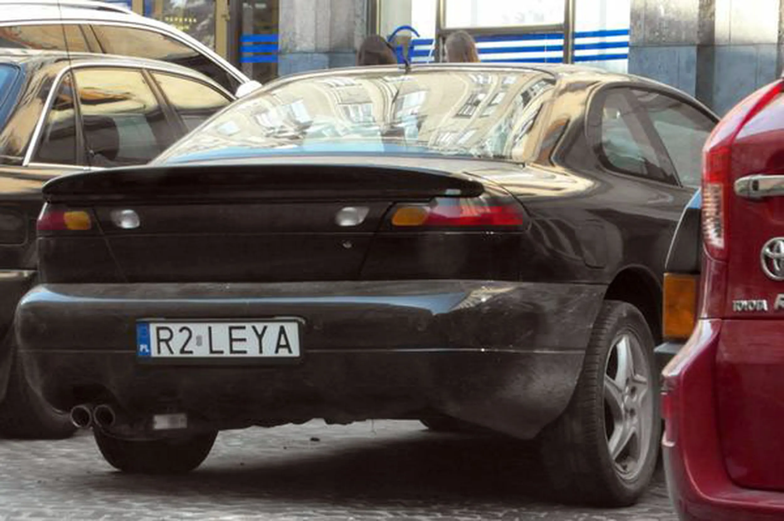 Fajny numer, blacha R2 LEYA