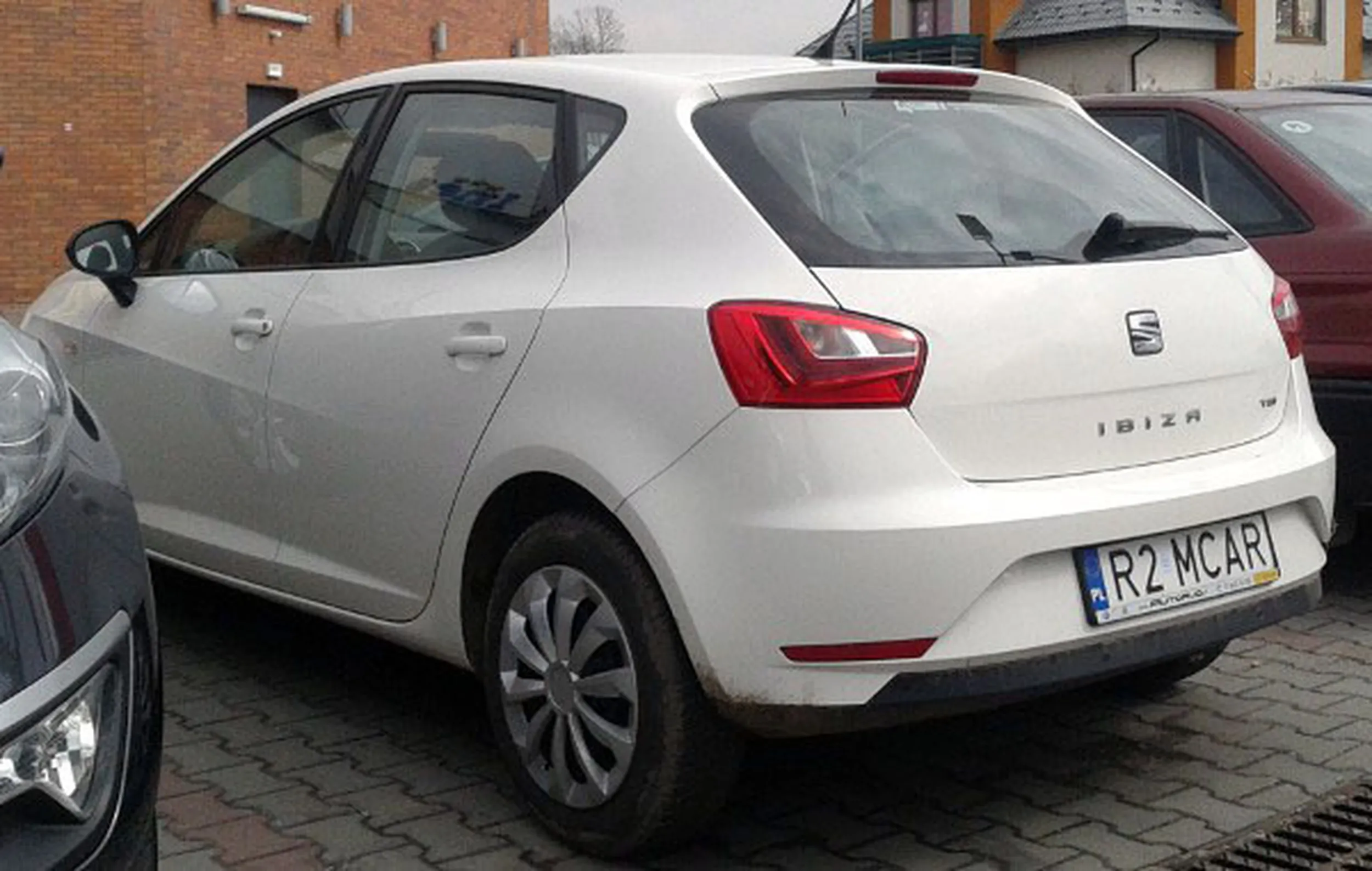 Fajny numer, blacha R2 MCAR