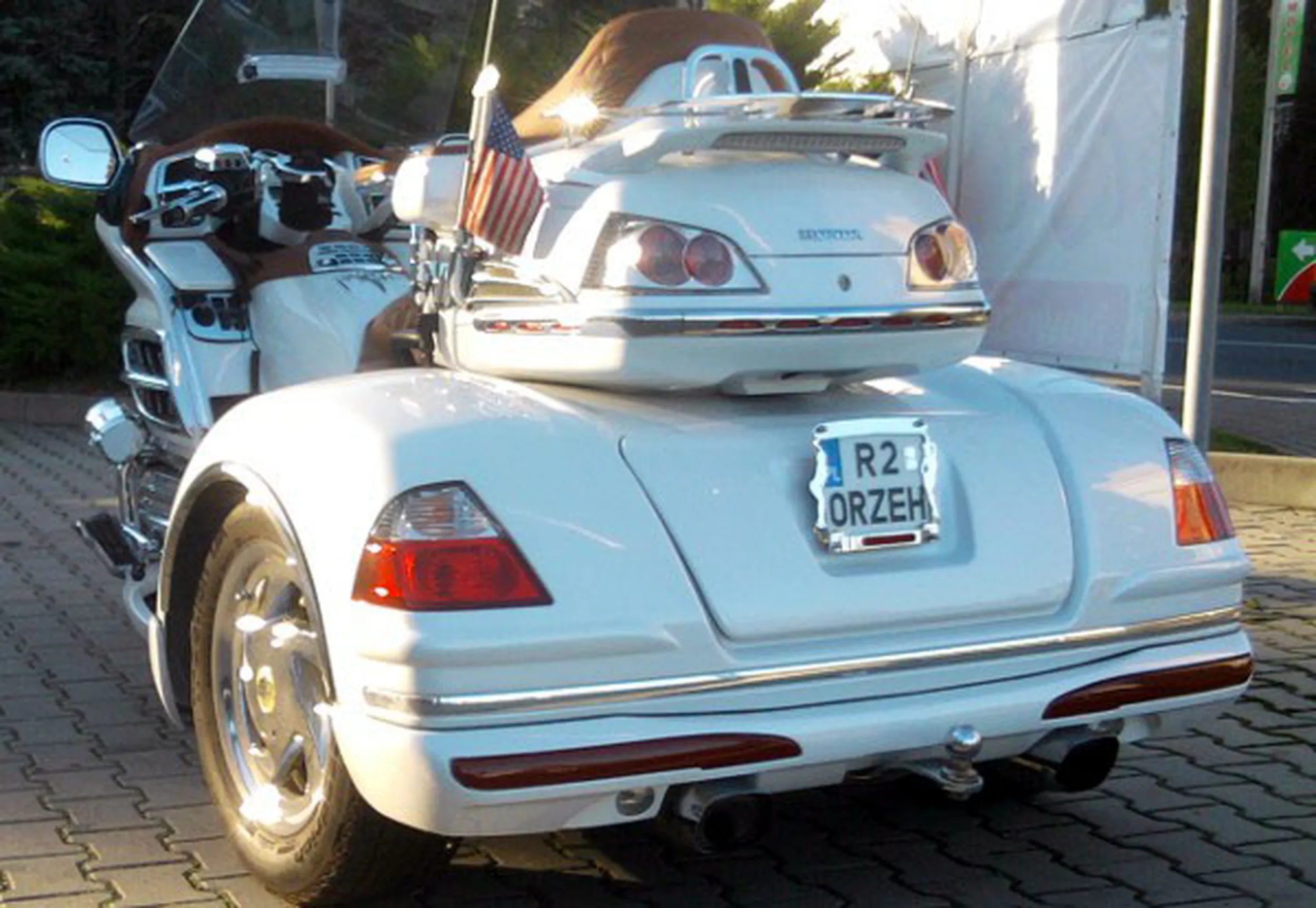 Fajny numer, blacha R2 ORZEH