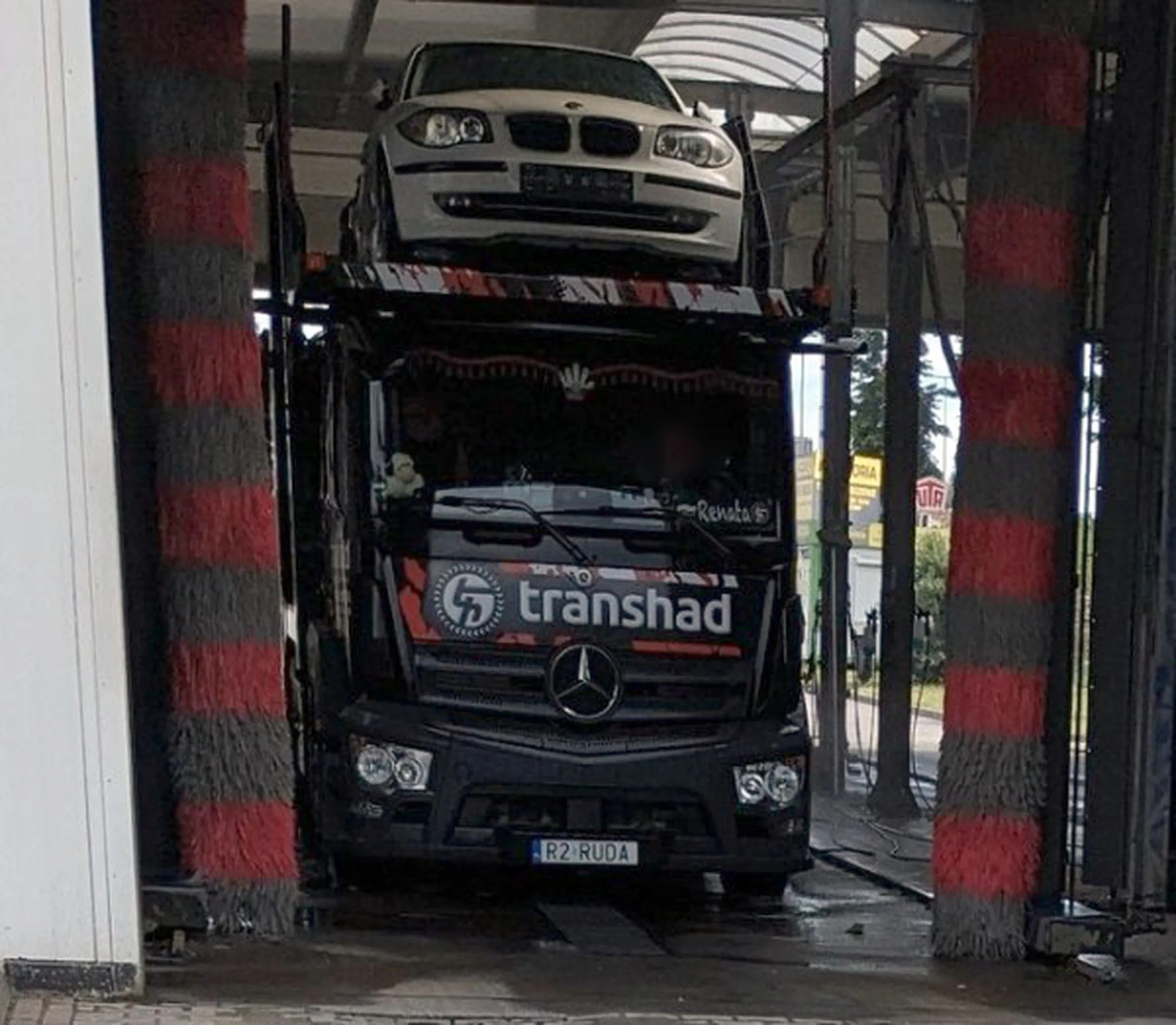 Fajny numer, blacha R2 RUDA