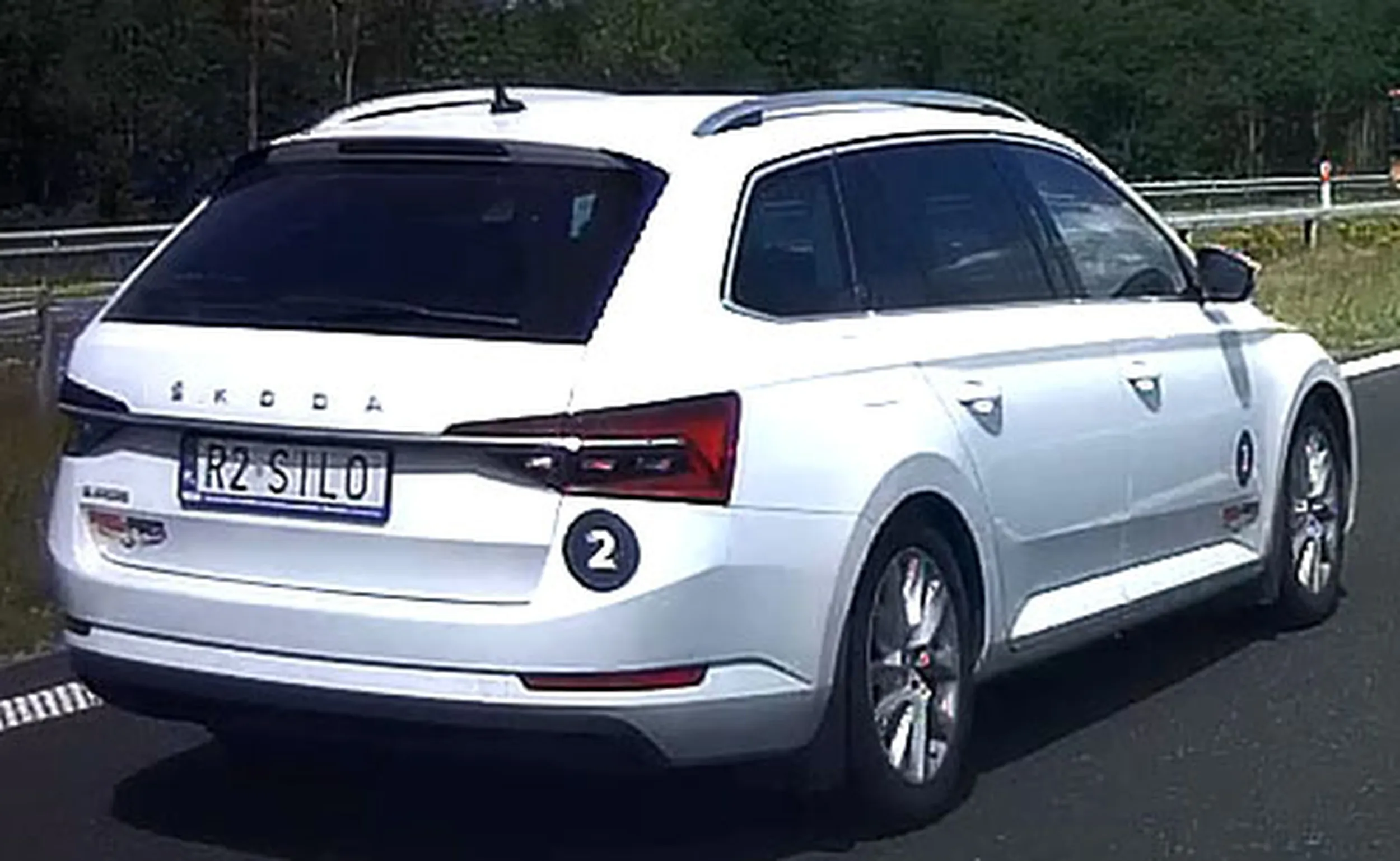 Fajny numer, blacha R2 SILO