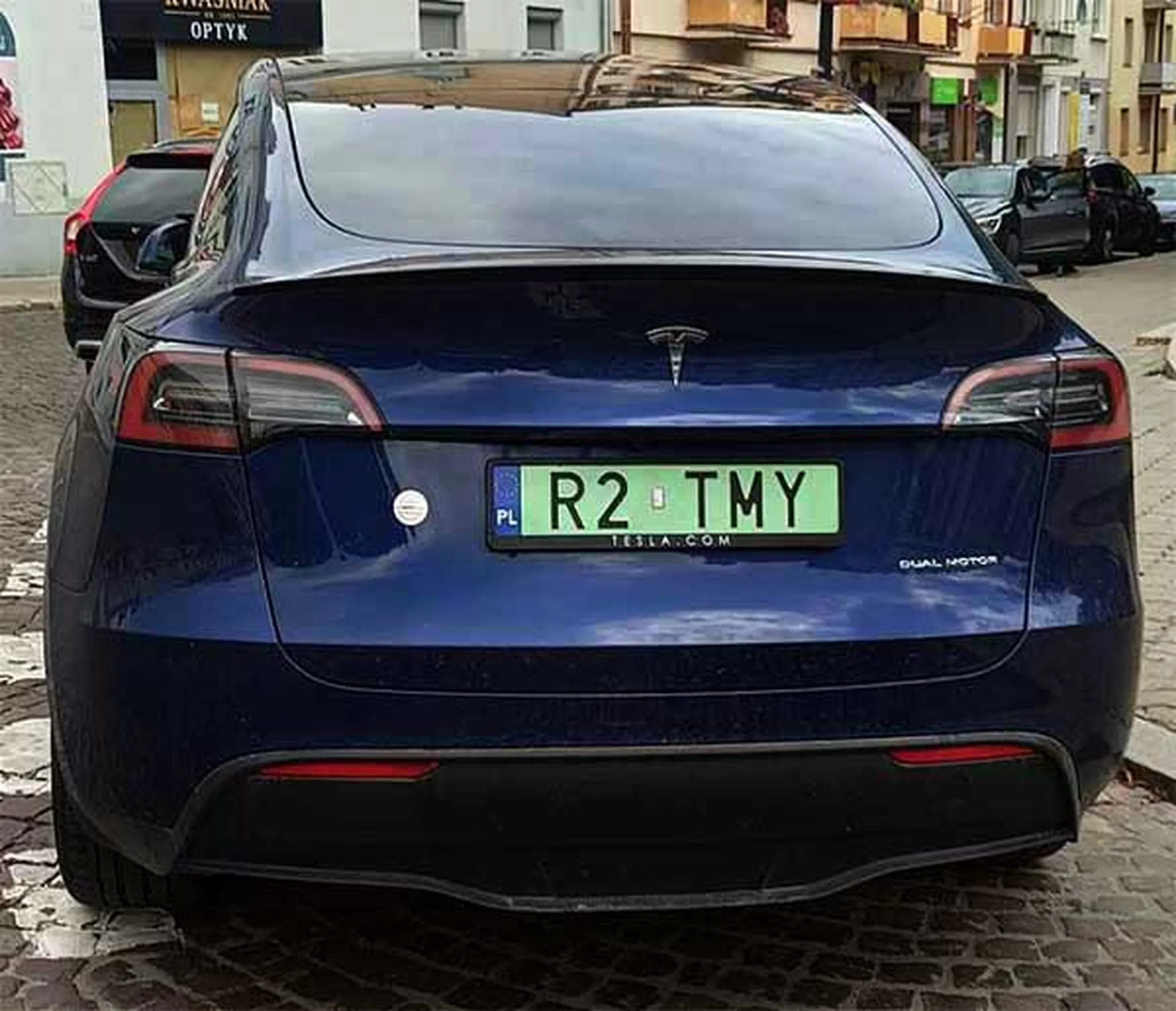 Fajny numer, blacha R2 TMY
