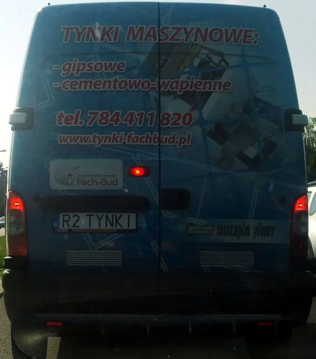 Fajny numer, blacha R2 TYNKI