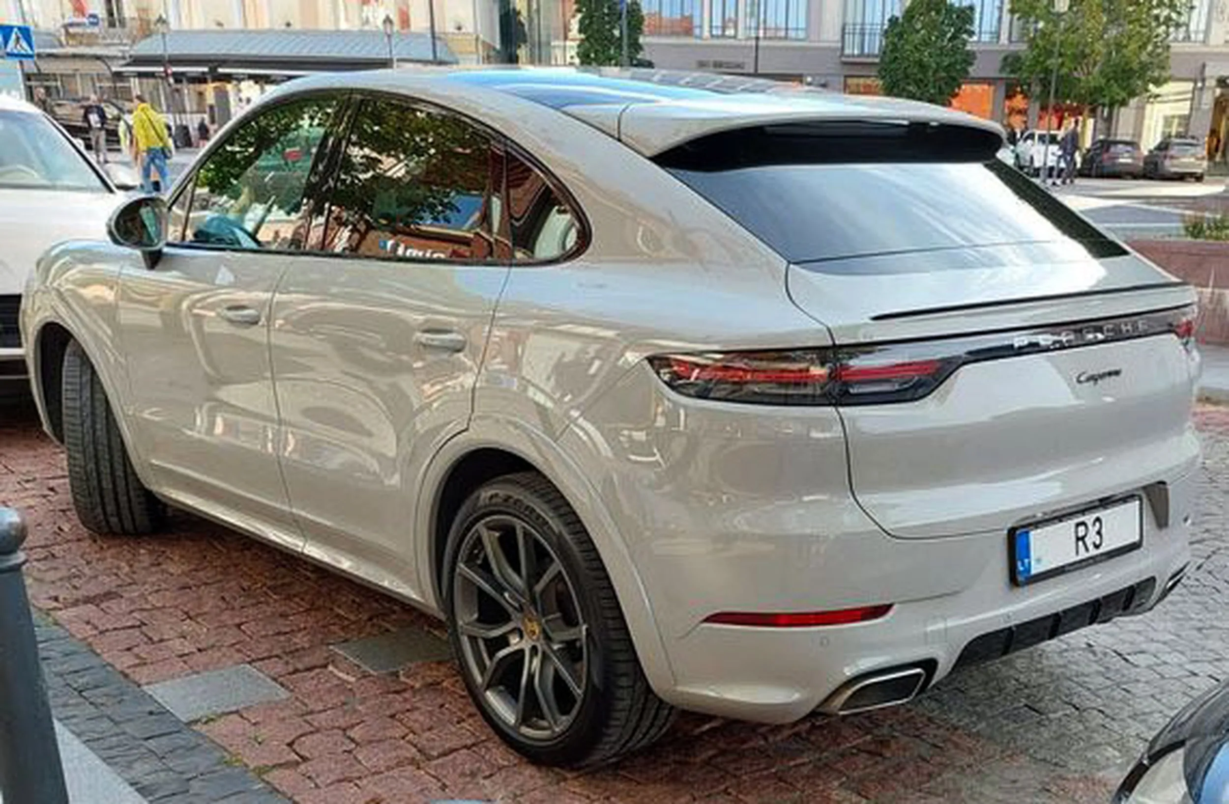 Fajny numer, blacha R3 2