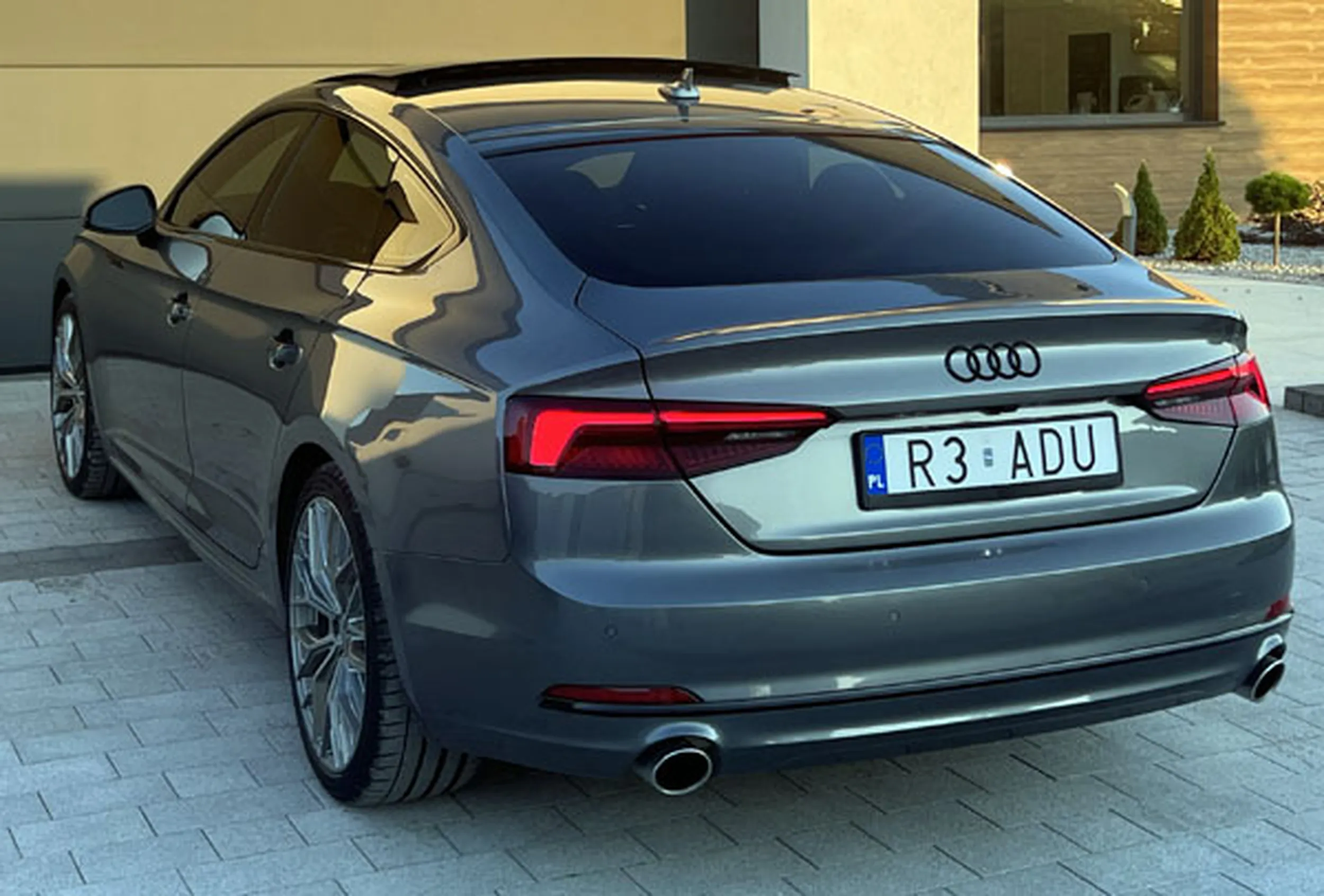 Fajny numer, blacha R3 ADU