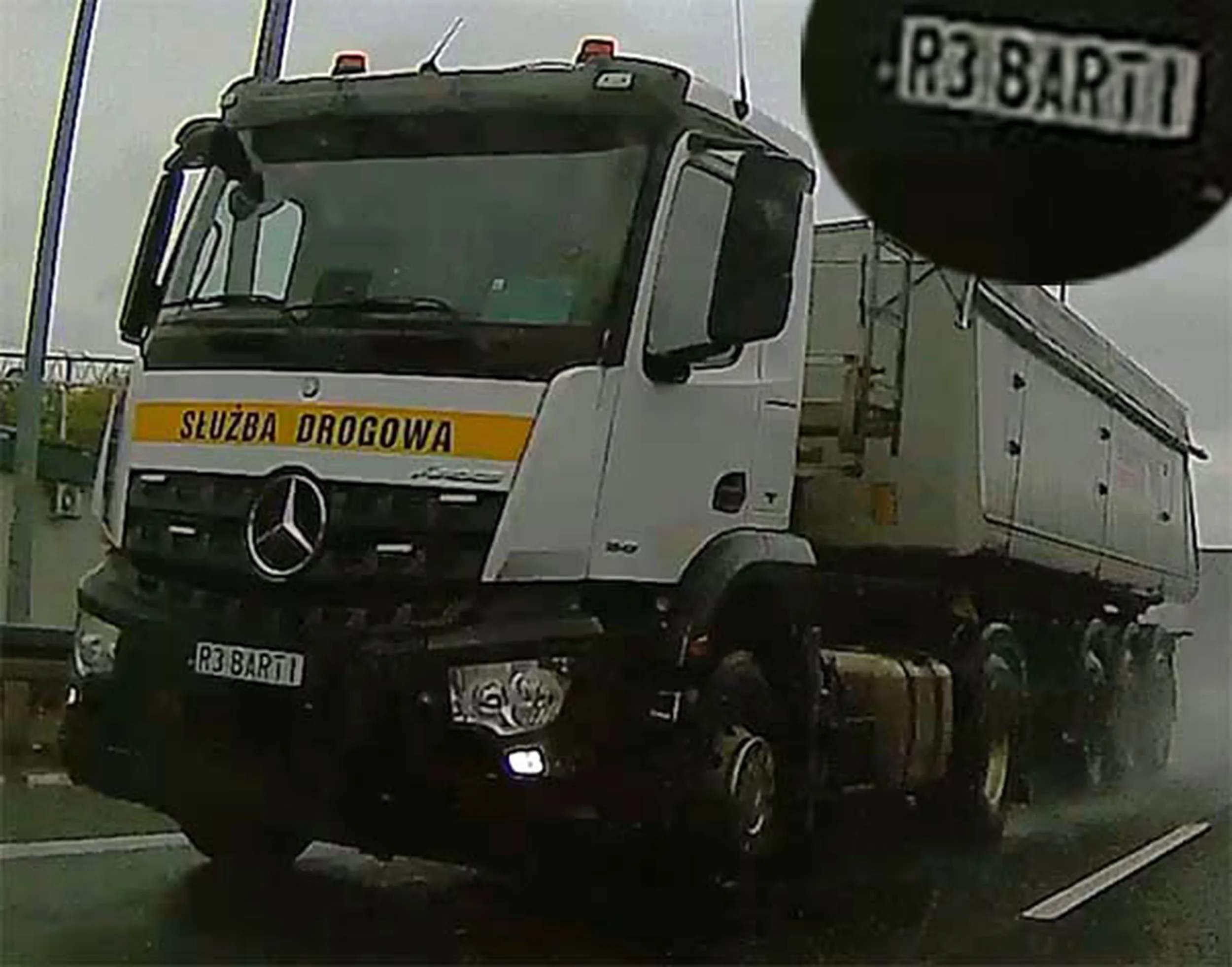 Fajny numer, blacha R3 BARTI