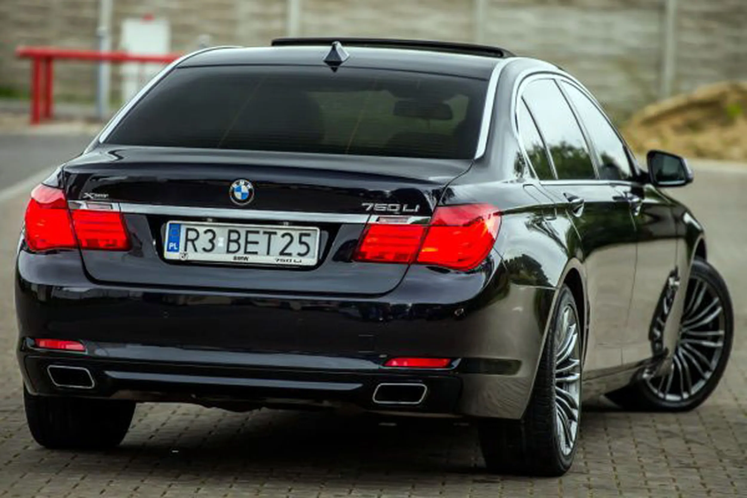 Fajny numer, blacha R3 BET25