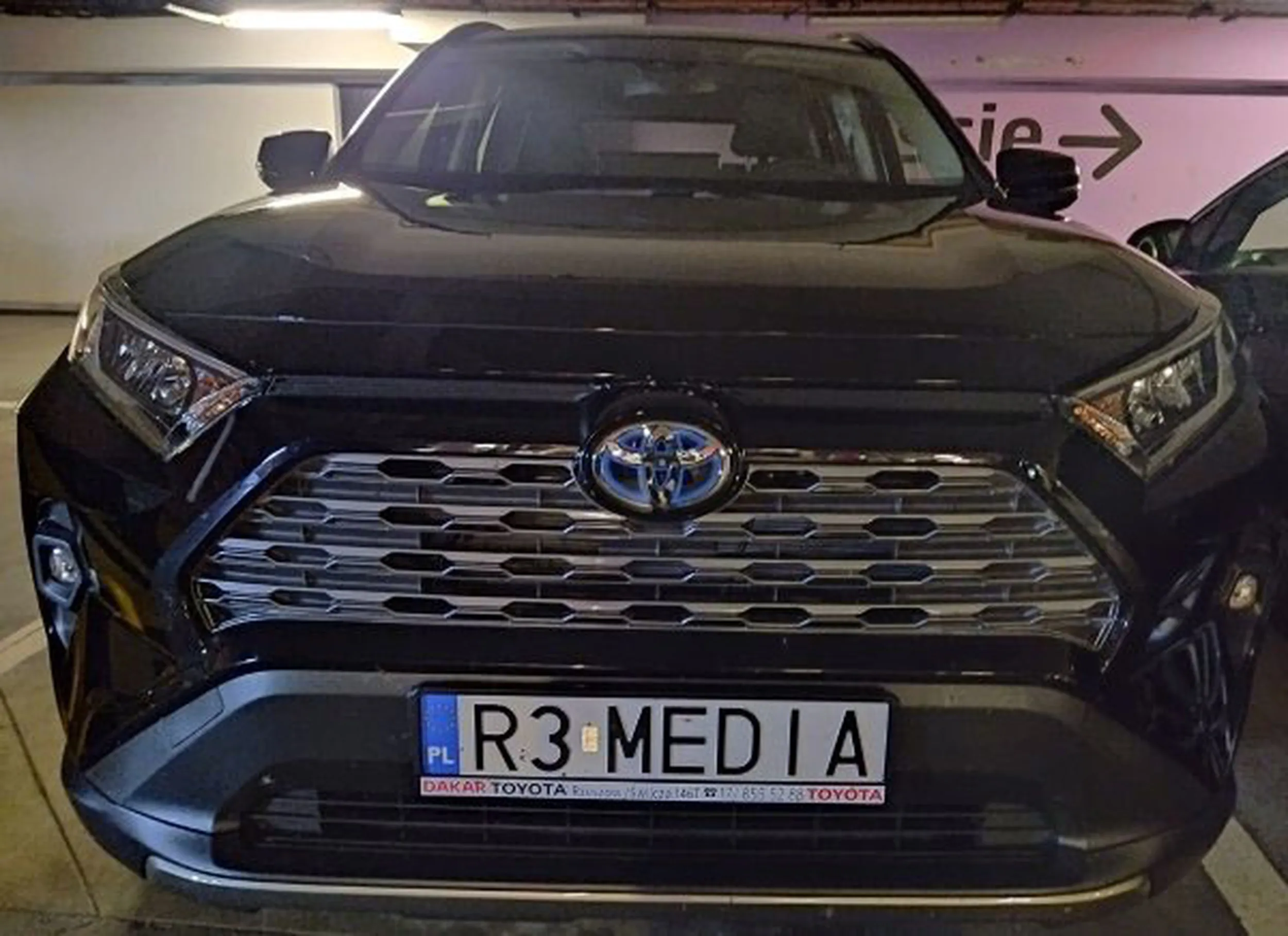 Fajny numer, blacha R3 MEDIA