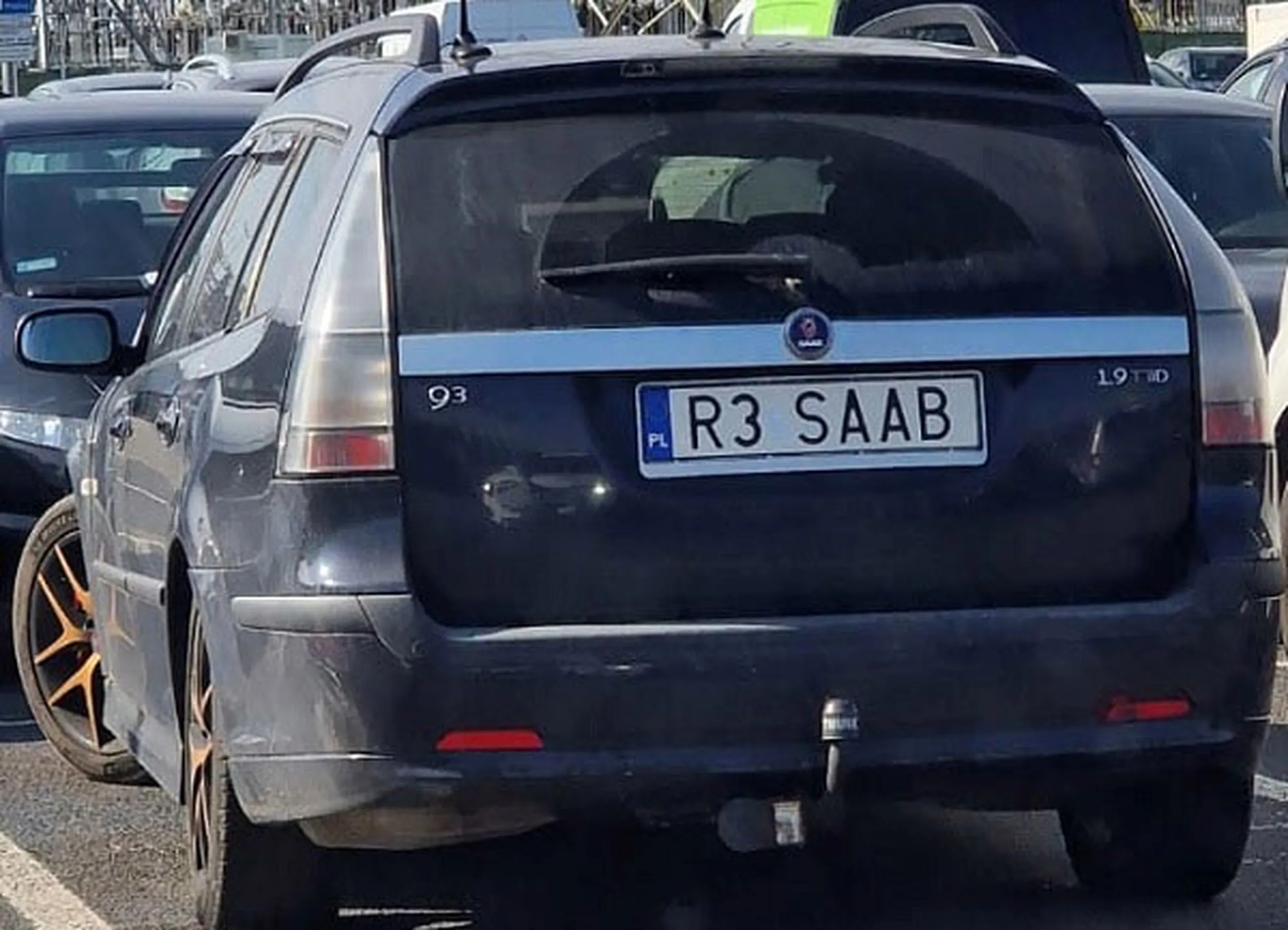 Fajny numer, blacha R3 SAAB
