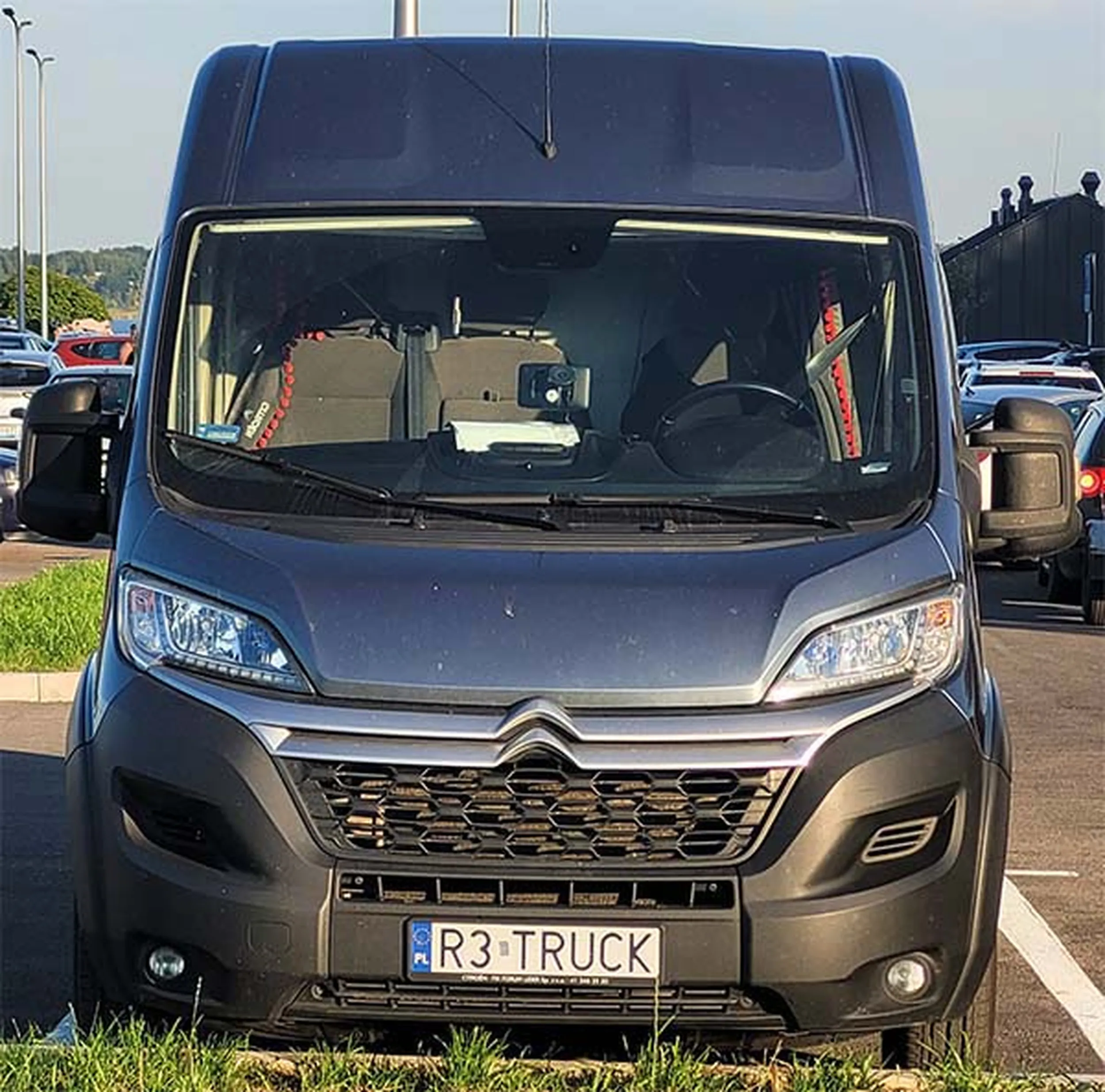 Fajny numer, blacha R3 TRUCK