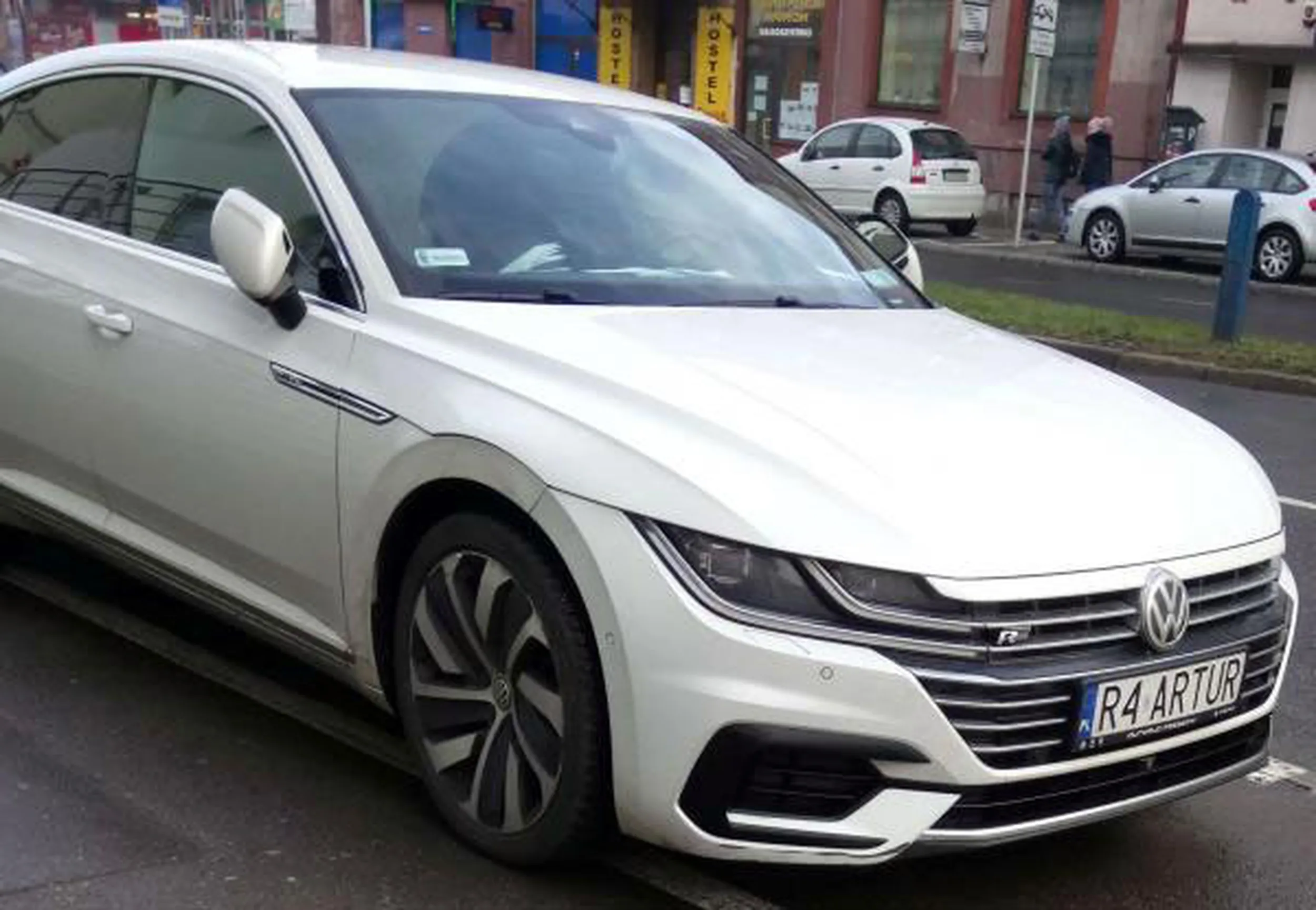 Fajny numer, blacha R4 ARTUR