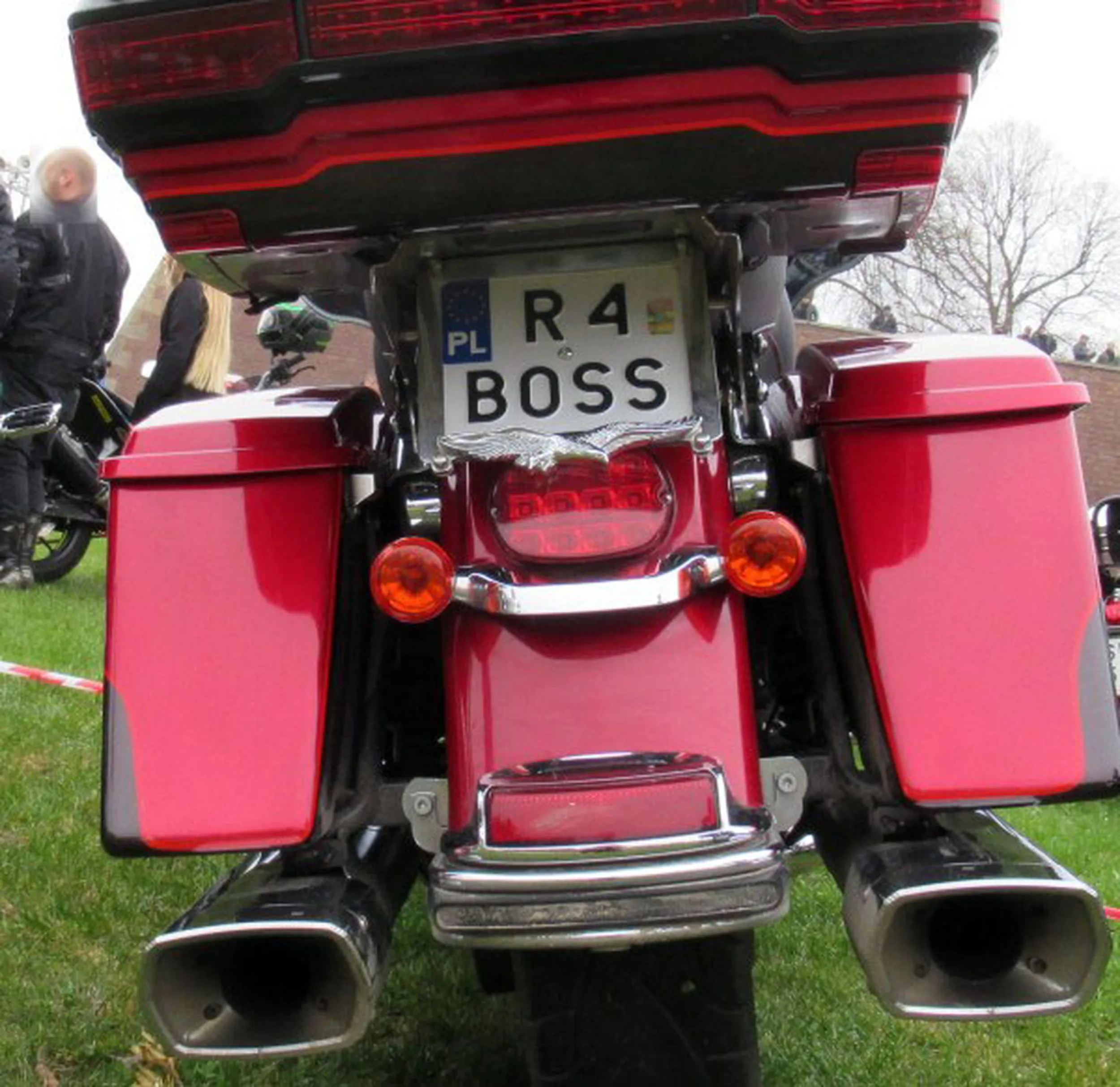 Fajny numer, blacha R4 BOSS